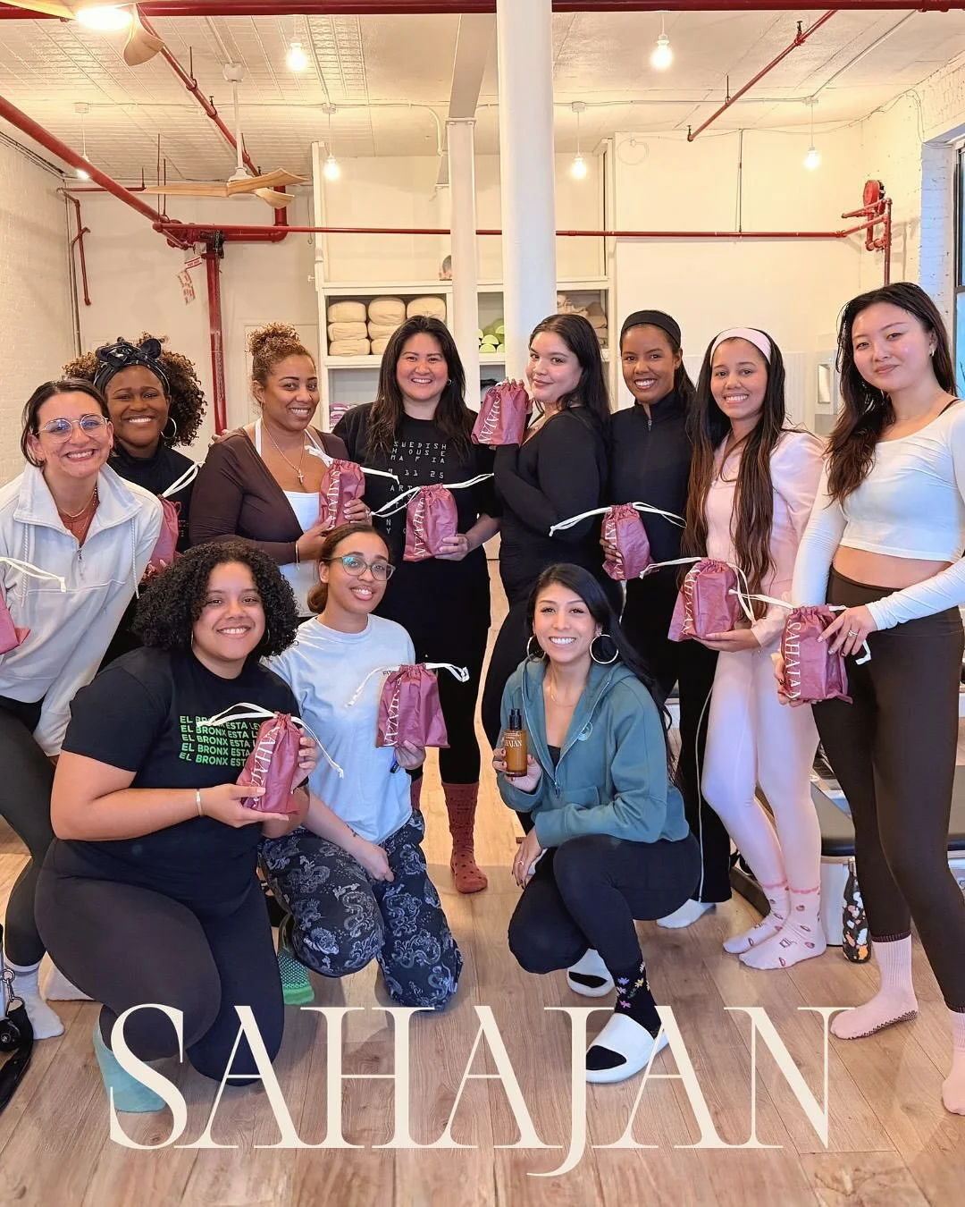 The Pearl x Sahajan 🐚

Sahajan Sessions felt like such a good fit with us from the start. Clean beauty, thoughtful rituals, caring for yourself in a real and grounded way, wellness that feels approachable instead of performative&hellip; all things w