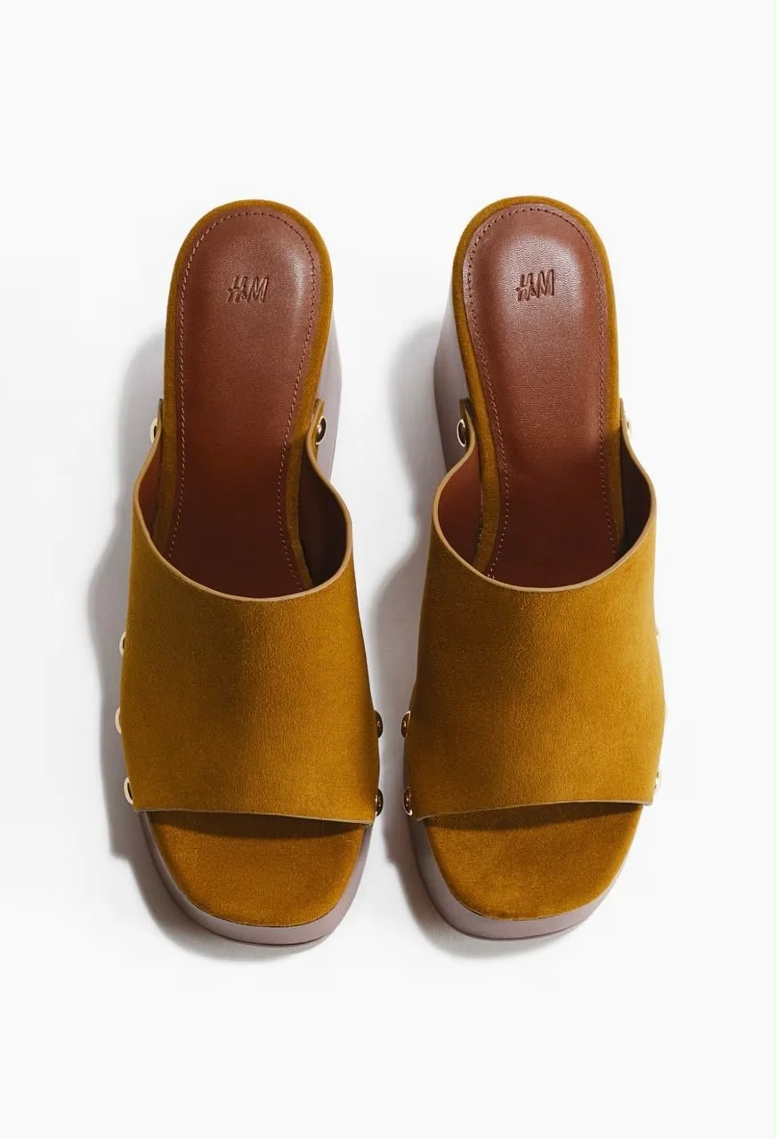 Sandalias de cuña amarillo mostaza H&M