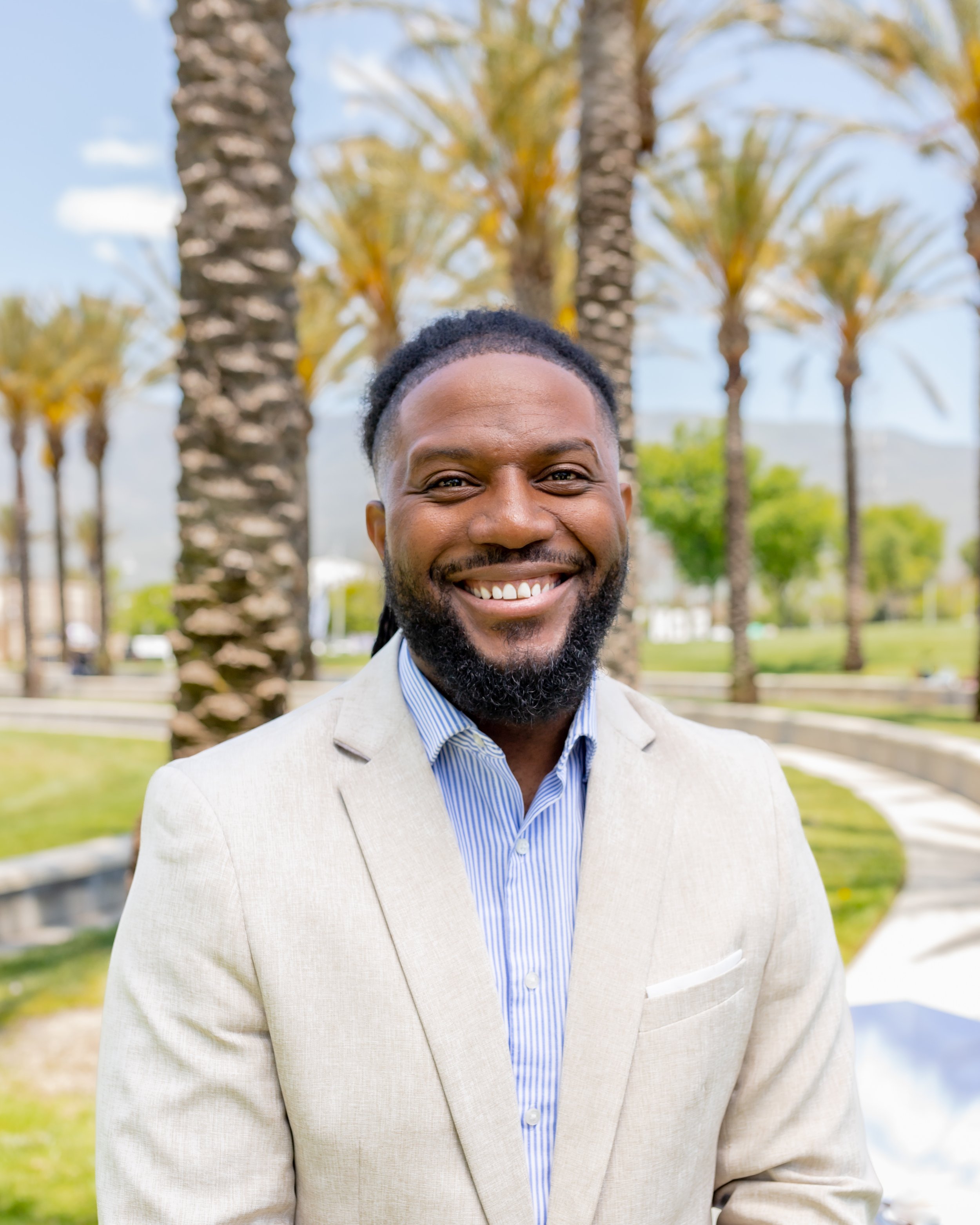 demetri kelley headshot-2.JPG