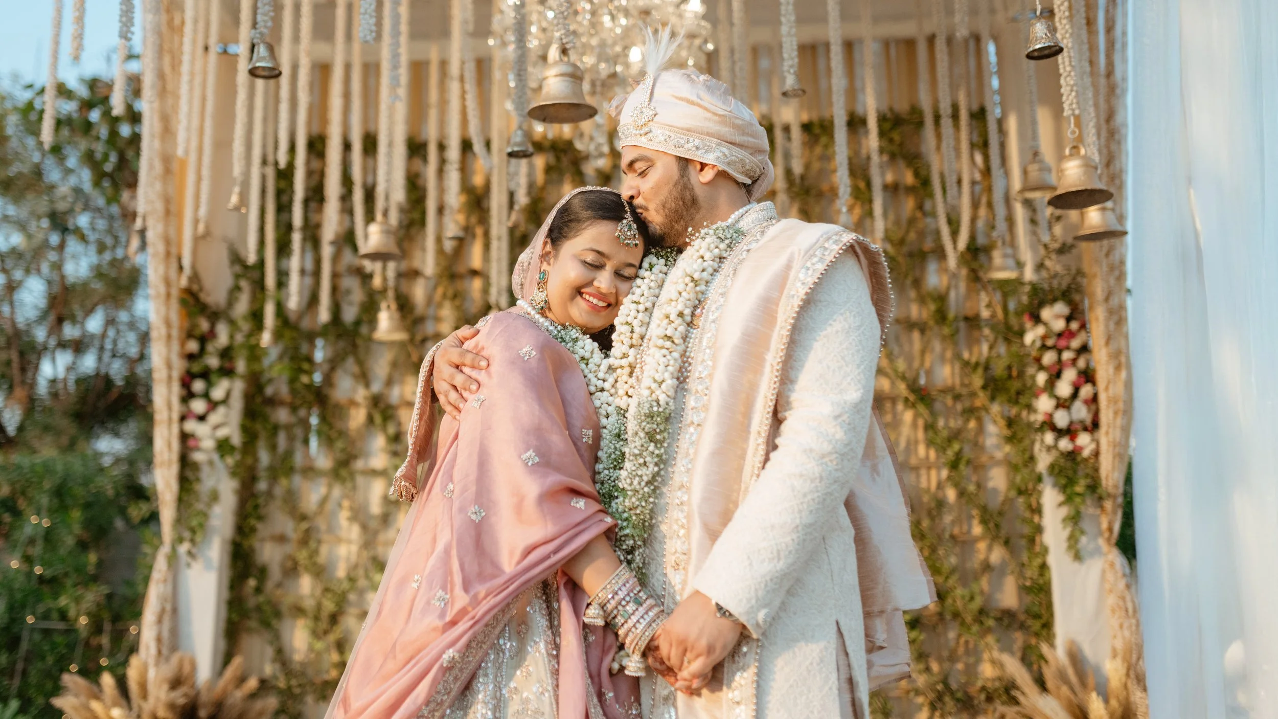 Why Choose Us The Wedding Sketches?