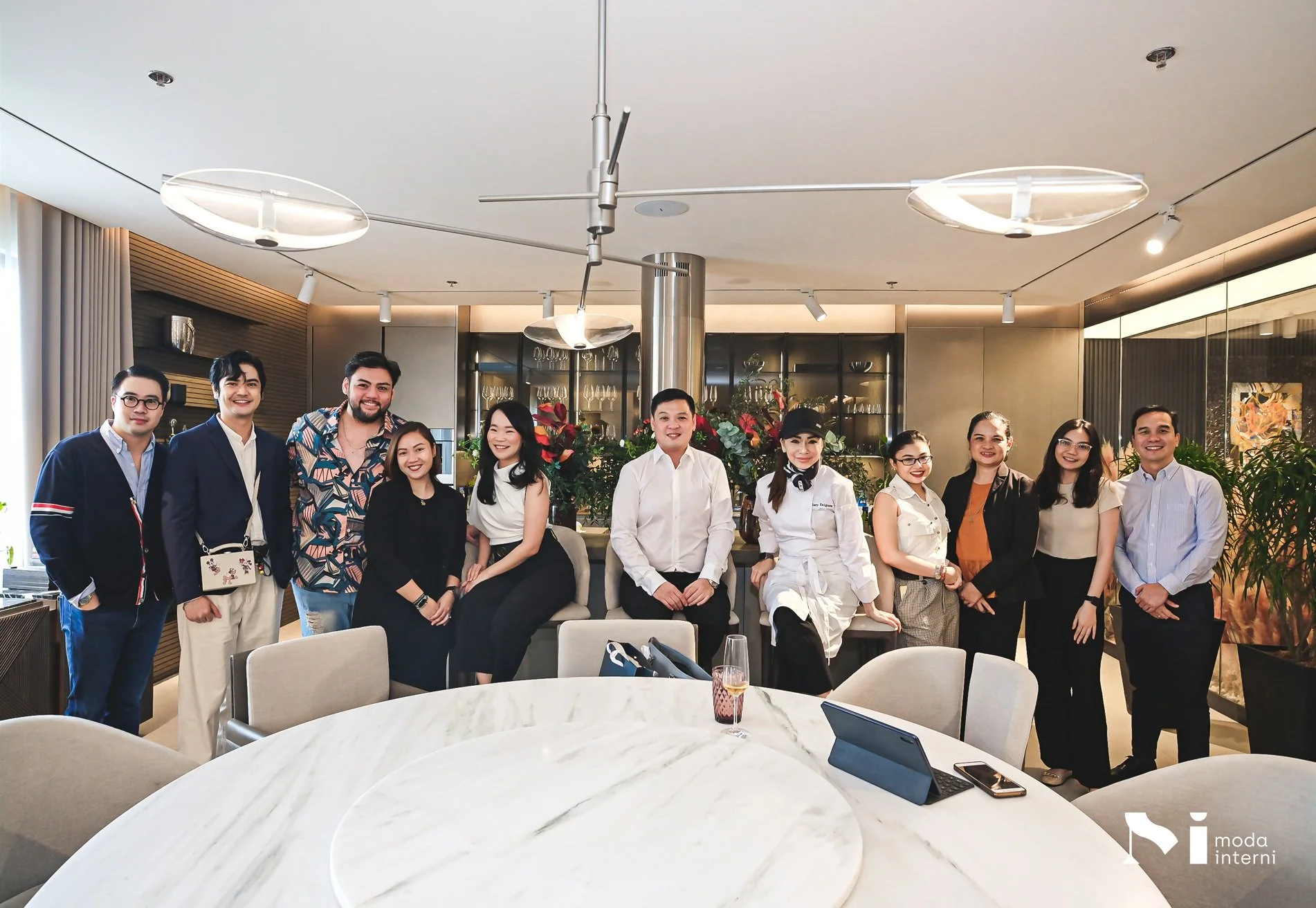 Moda Interni team together