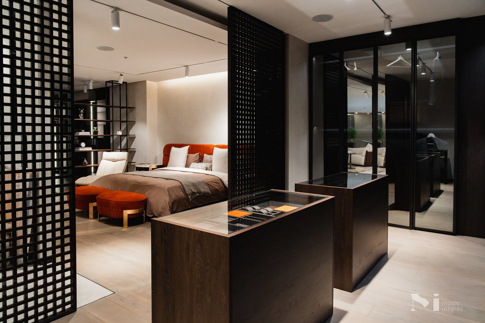 Pedini walk-in closet, and Opera Contemporary bed