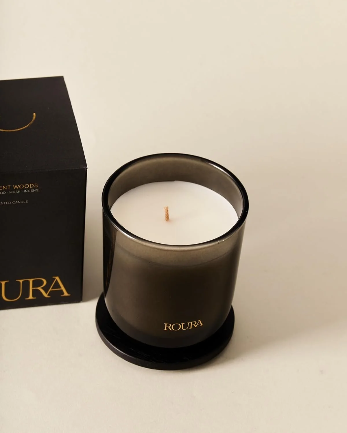 Roara Scented Candle Ancient Woods