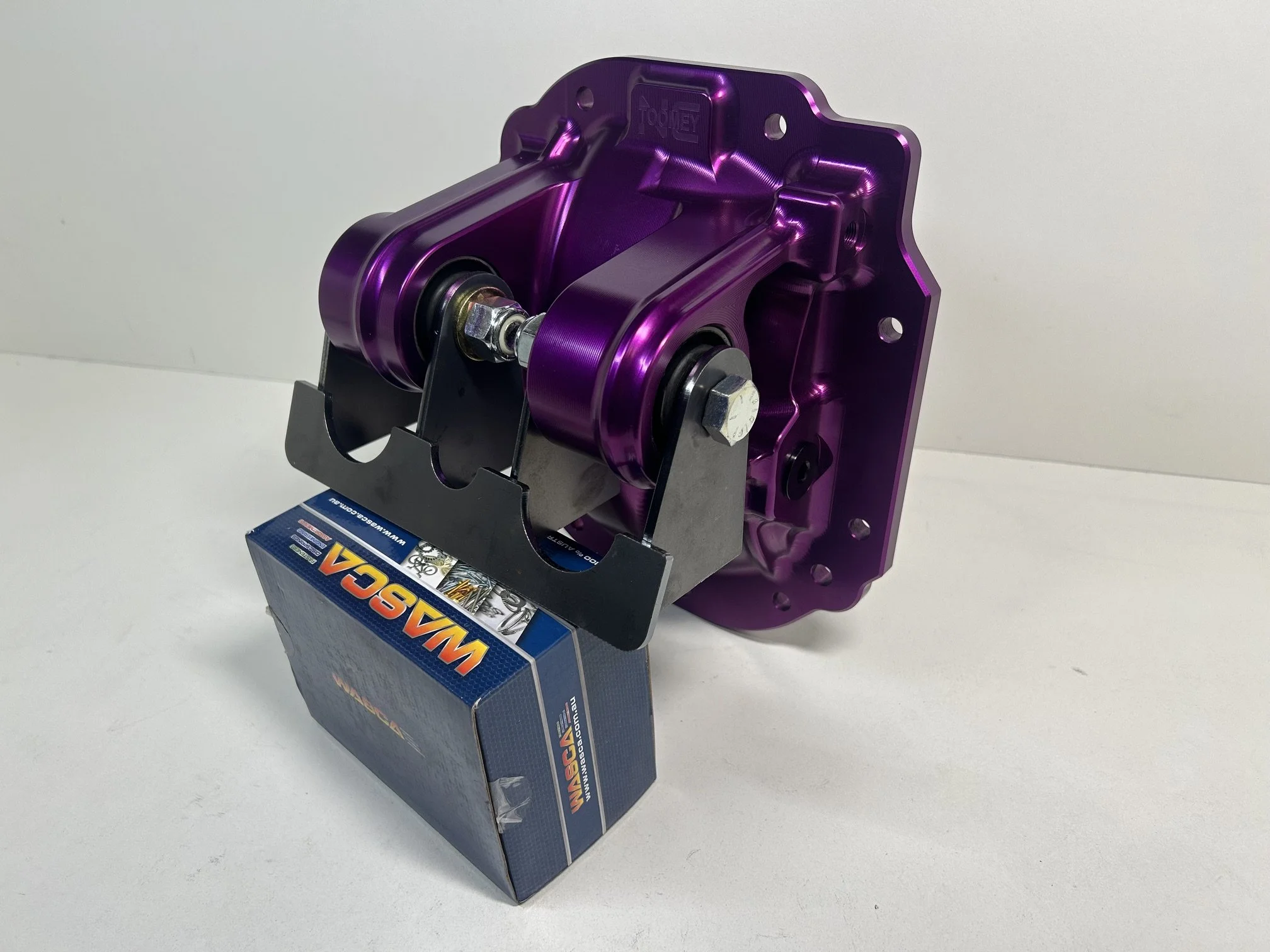 Billet Ford Falcon IRS M86 Diff Hat