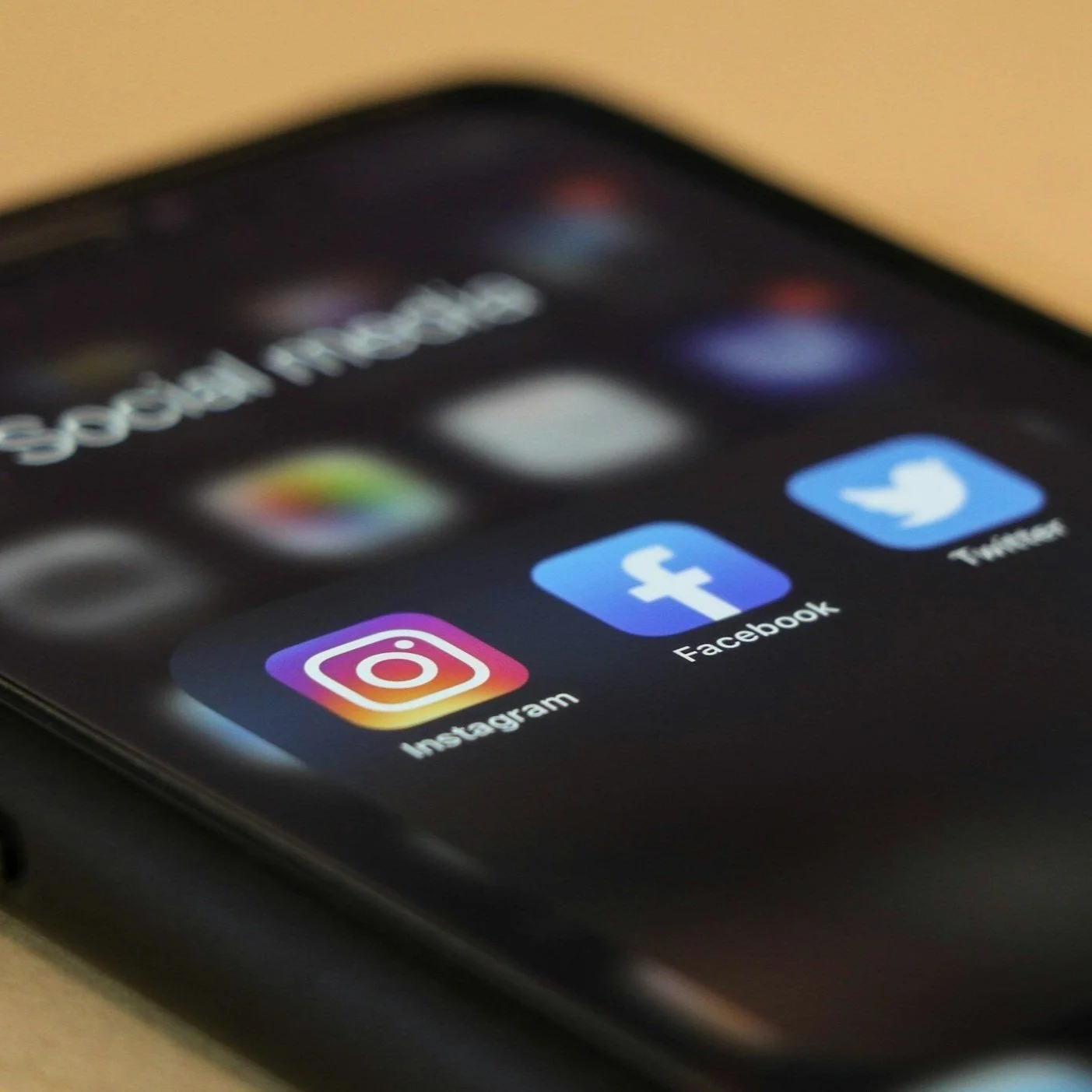 freelance copywriter social media bio