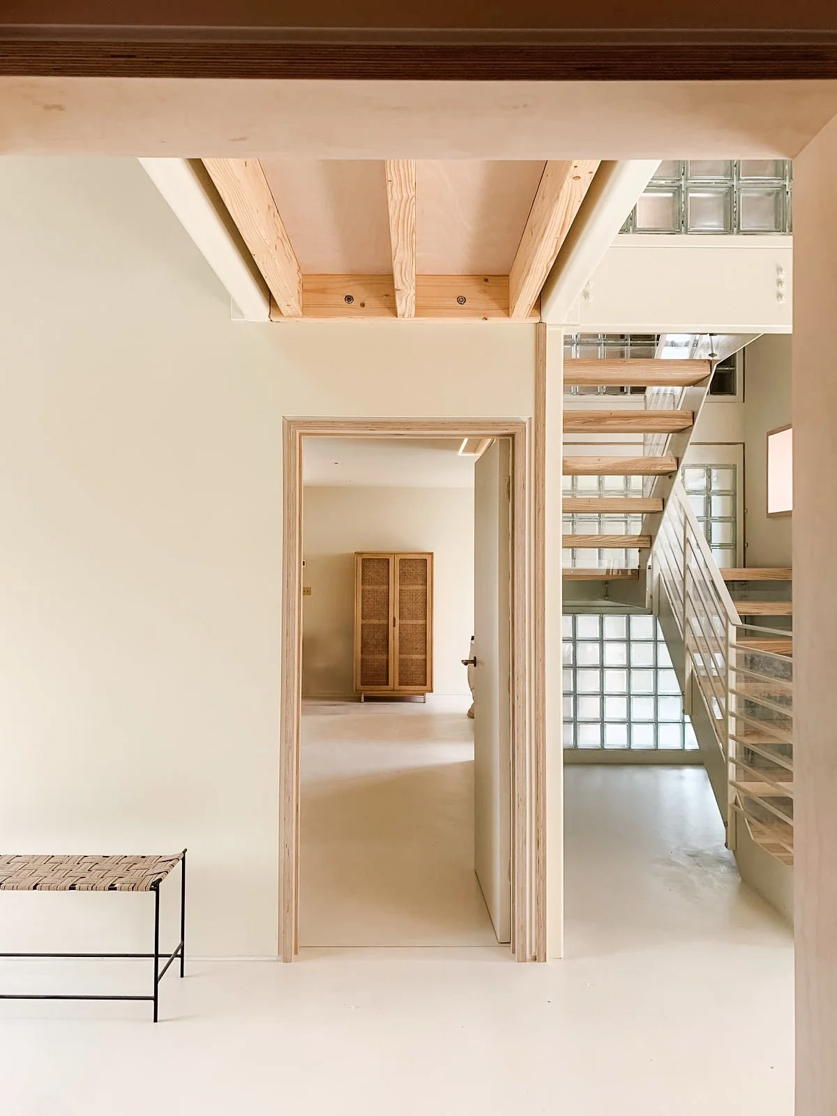 Pastellone F&B Light Sand
Photo taken by
www.loganirvinemacdougall.com