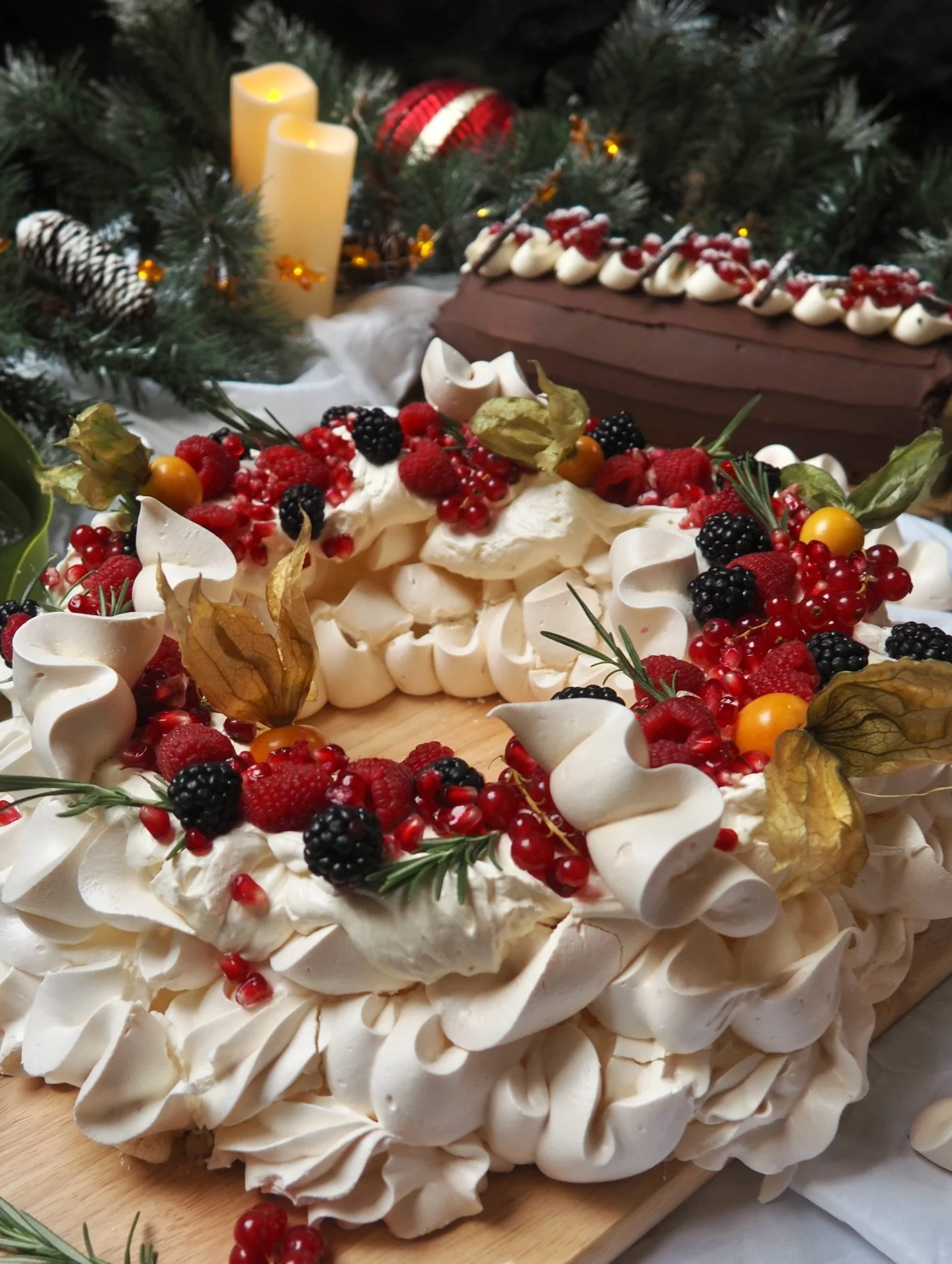 Bring a little Singl-end magic to your Christmas table - from pavlova wreaths to rich, chocolatey yule logs ✨🎄

All of our festive desserts are now available to pre-order only for collection at our Garnethill venue (263 Renfrew Street, Glasgow).

Co