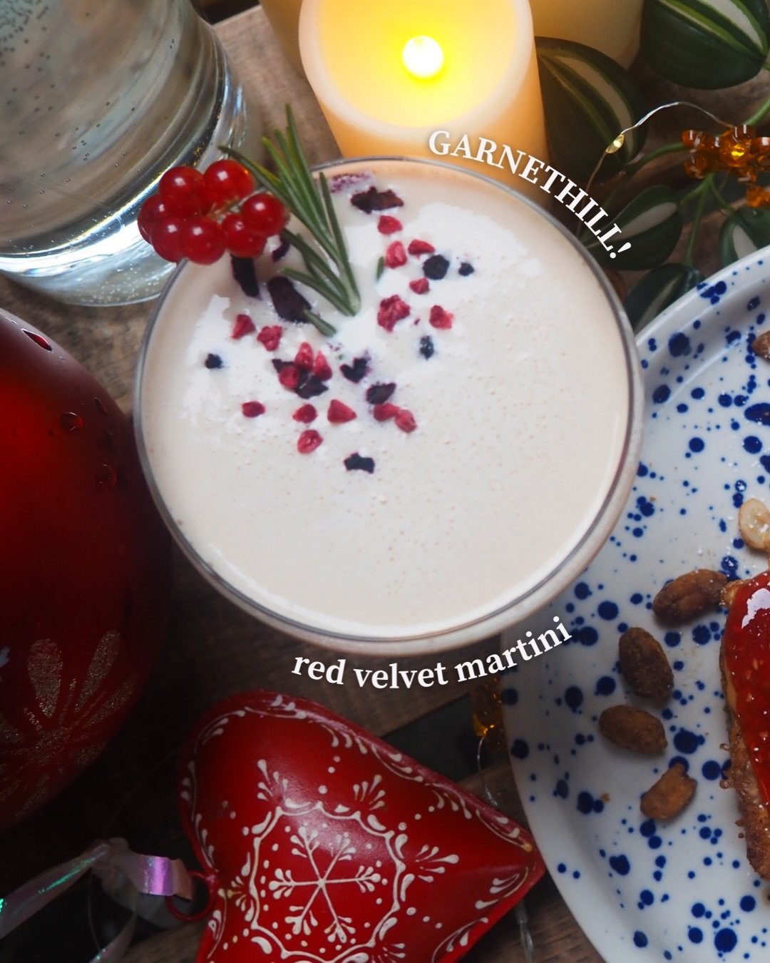 It&rsquo;s the final push before the countdown... a few more festive drinks on the cards to close out 2025? 🥂🎊

Both venues open til 4pm today - see ya soon! ✨🍾