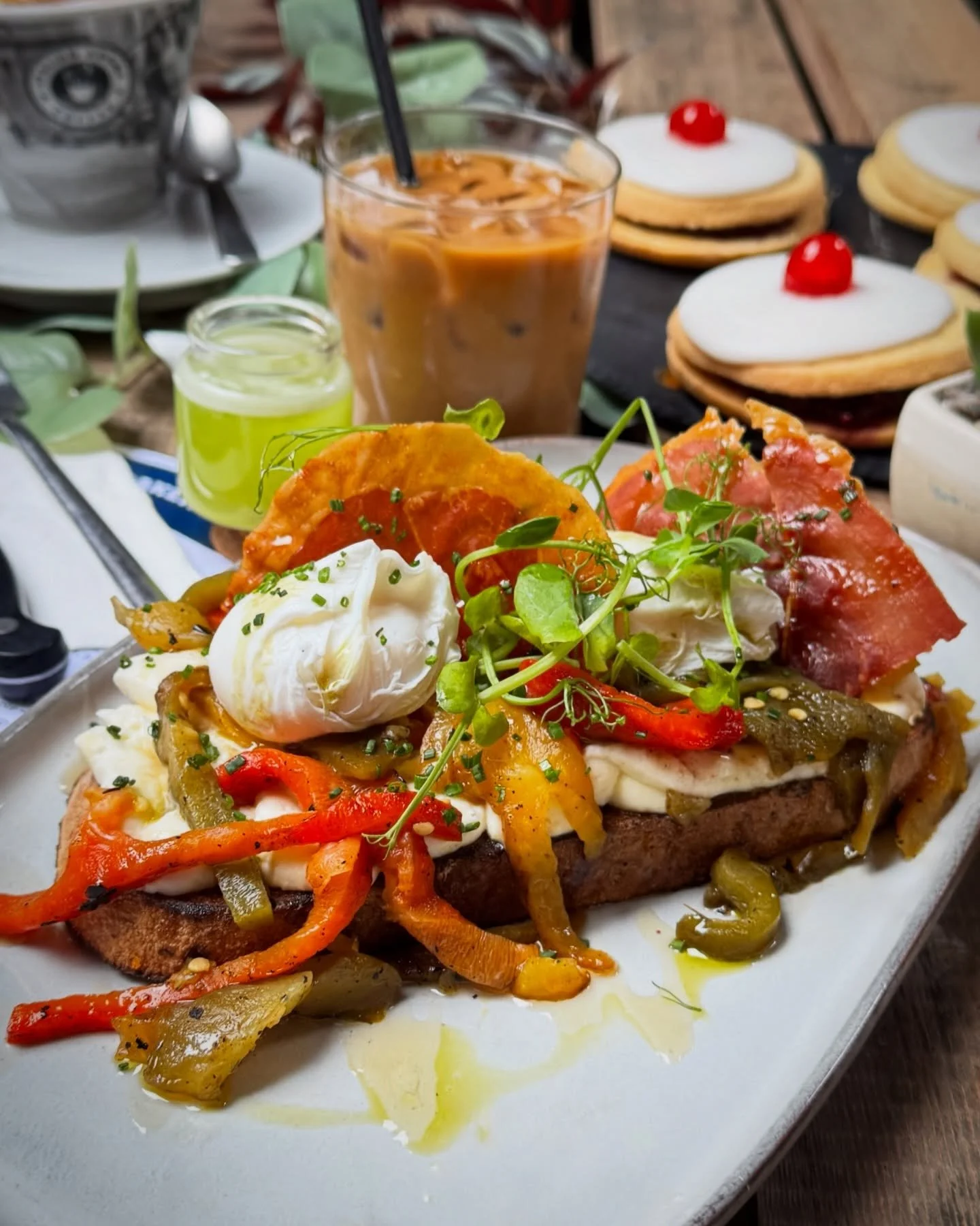 MEDITERRANEAN SUNRISE TOAST - it&rsquo;s back by popular demand at Garnethill! 👀☀️

..So even if the skies aren&rsquo;t playing nice&hellip; you&rsquo;ve still got the sunshine on your plate 🍳

ANNNND -  new drinks have landed 👀

1. Crackle Cup
Wh