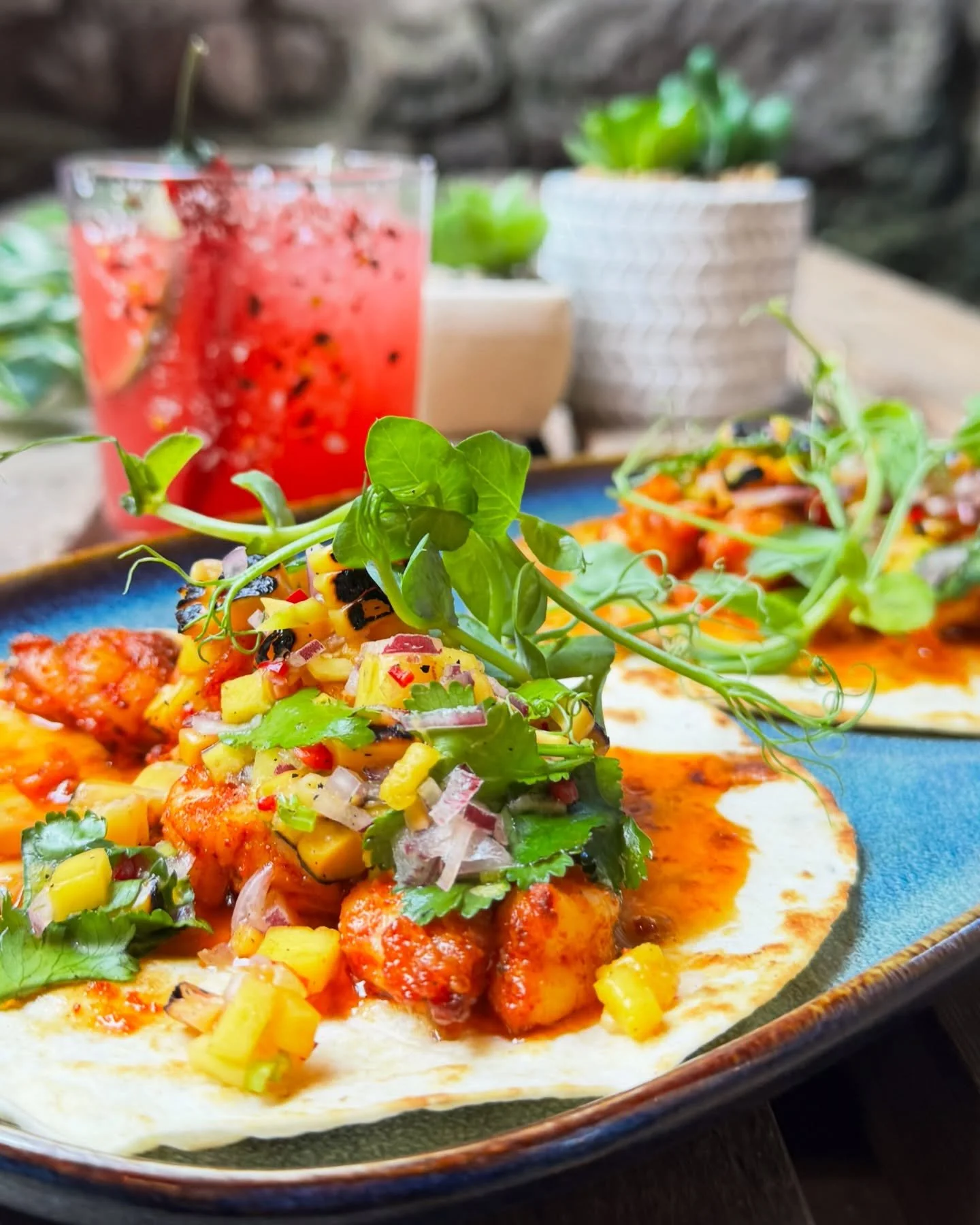 SUNNY WITH A SIDE OF MARGS AND TACOS 🌮☀️

&bull; spiced prawn tacos with charred sweetcorn &amp; mango salsa🍤🥭
&bull; spicy strawberry marg 🍓🌶️

Dont hang about - this weekend only at Garnethill!