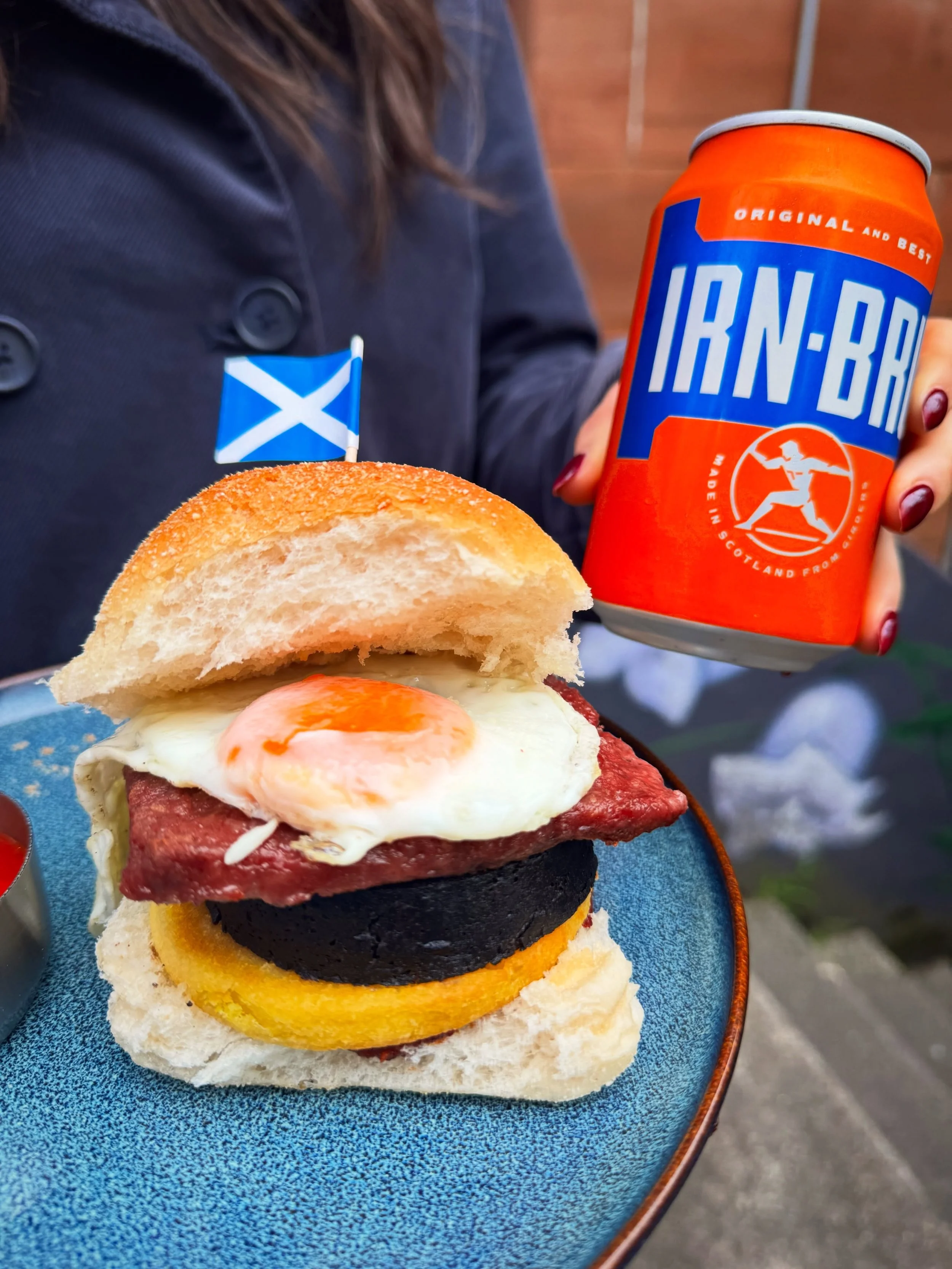 THE SCOOPY SNACK IS BACKKK AT GARNETHILL 👀🏴󠁧󠁢󠁳󠁣󠁴󠁿

of course we had to put a proper brekkie on the specials for the Scotland game 😮&zwj;💨👏

Crispy roll
Housemade potato scone
Lorne
Black pudding
Fried egg

Andddd the perfect pairing? We&rs