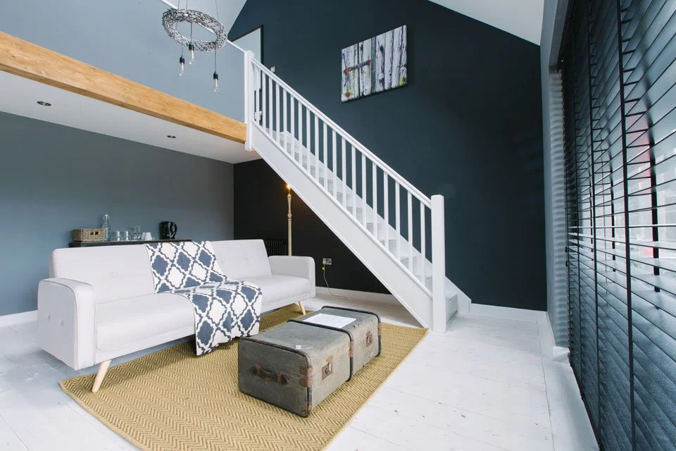 Room 2 lounge 2.jpg