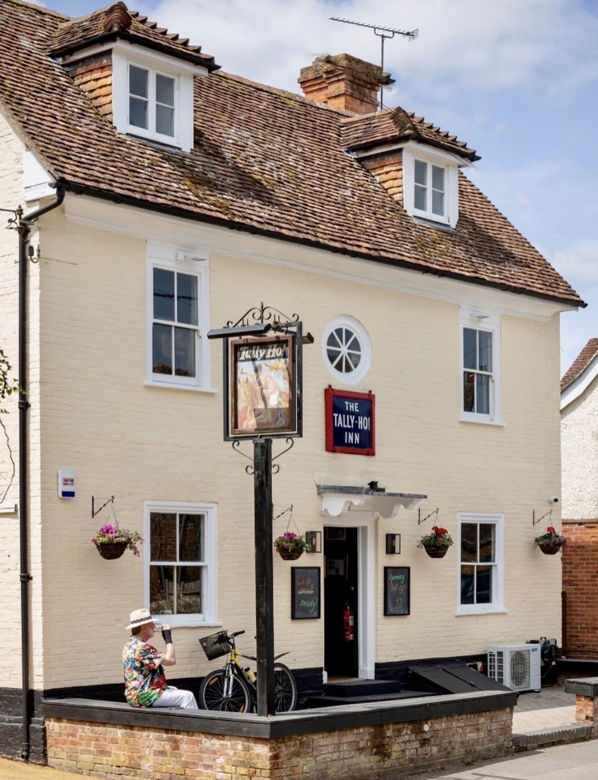 Tally Ho pub Broughton