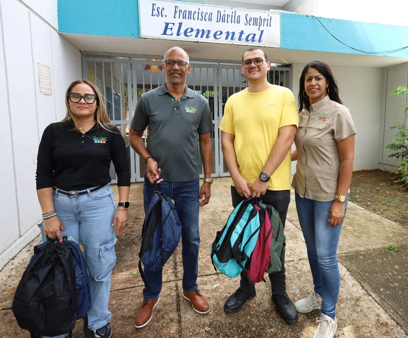 P23 Carta Futuro Back Packs7.jpg