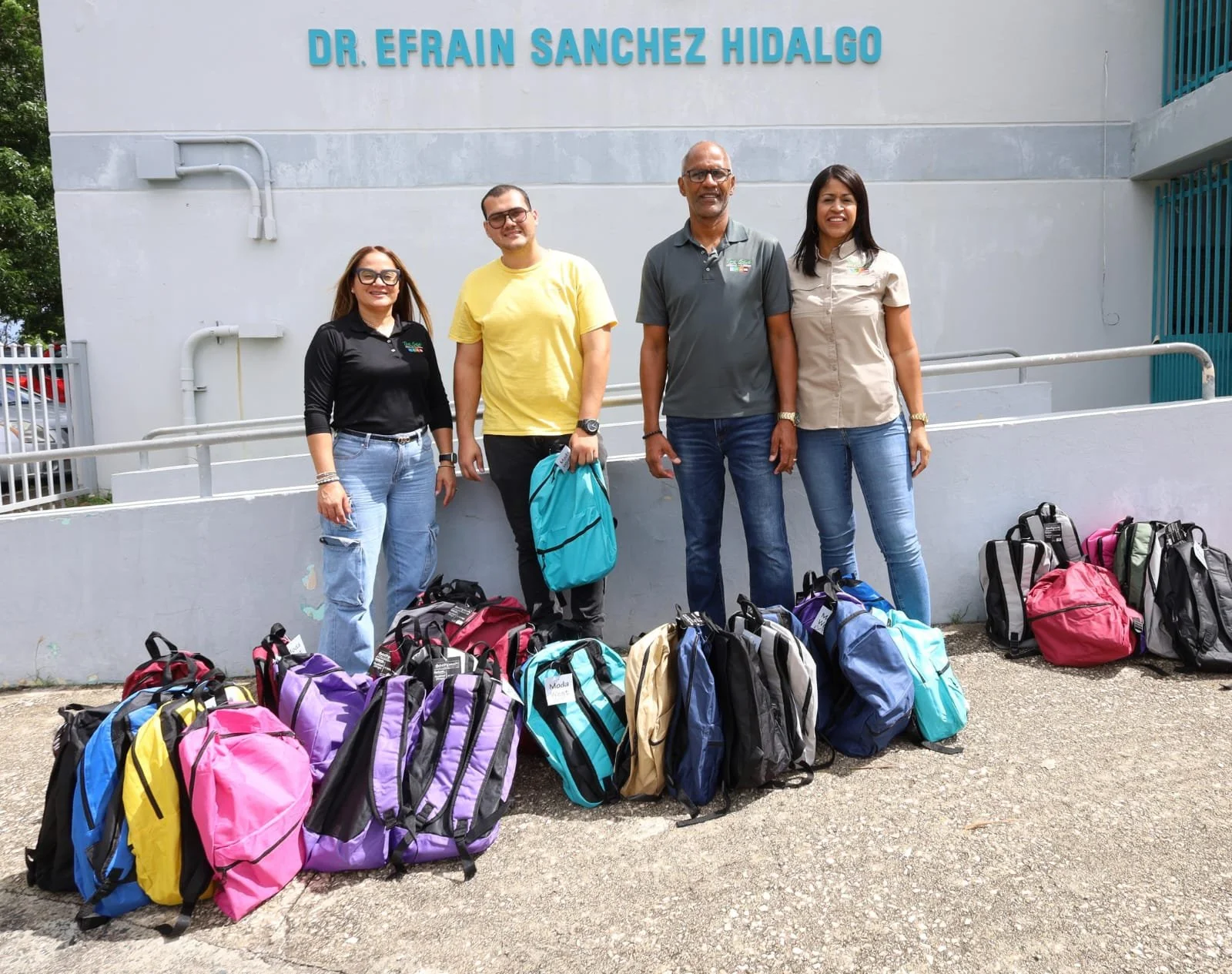 P23 Carta Futuro Back Packs4.jpg