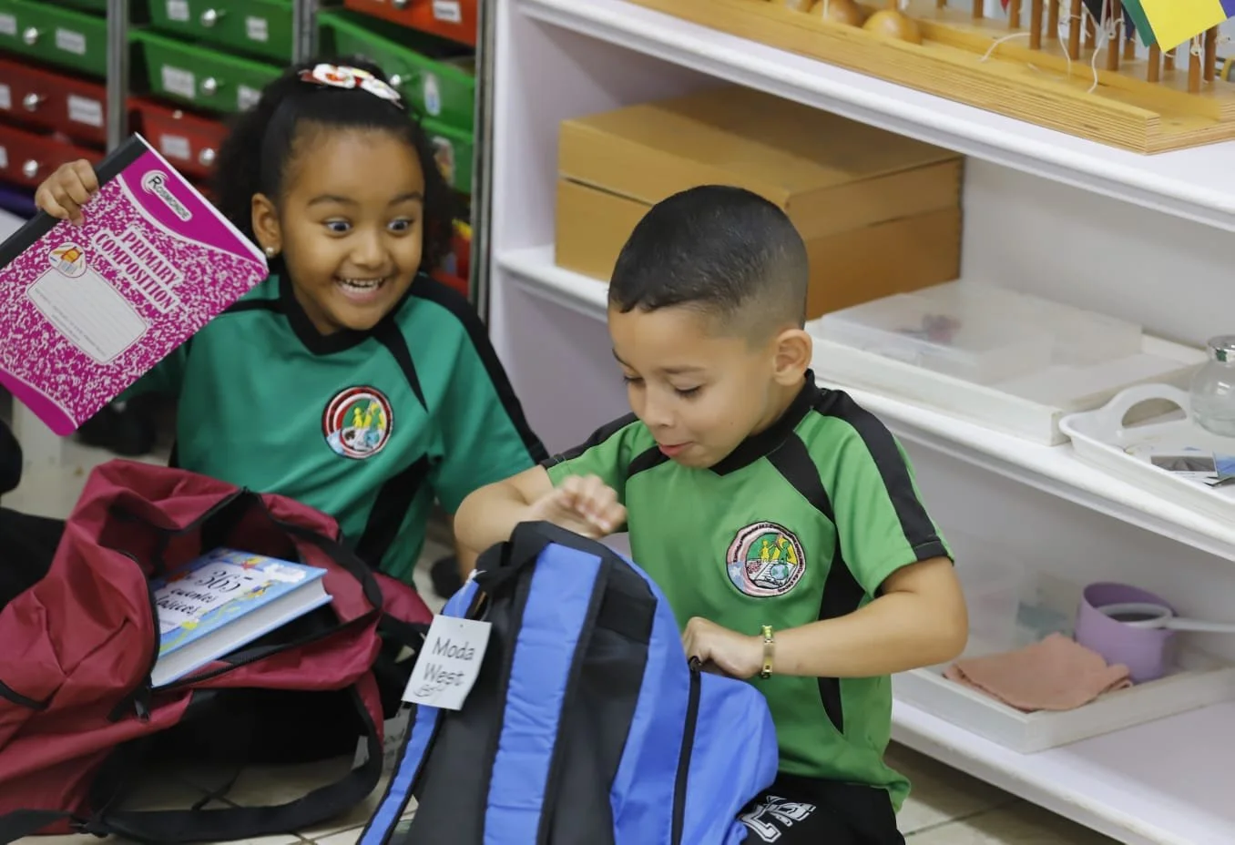 P23 Carta Futuro Back Packs25.jpg