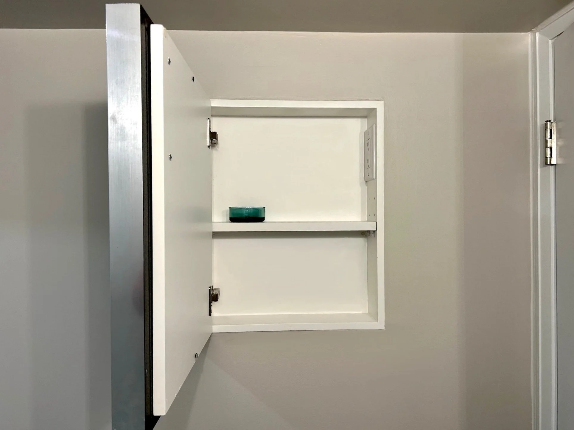 Recessed Cabinet EDT.jpg