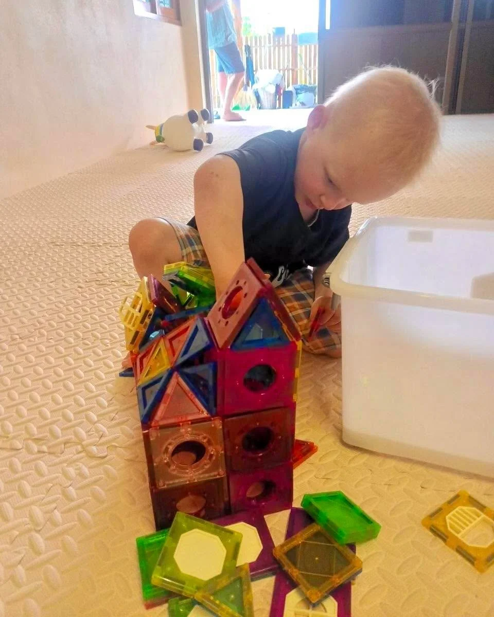🏠 Building with Imagination 🧩

Today, the children explored creative construction using magnetic tiles, carefully building their own structures piece by piece. With focus and curiosity, they experimented with shapes, balance, and design to create t
