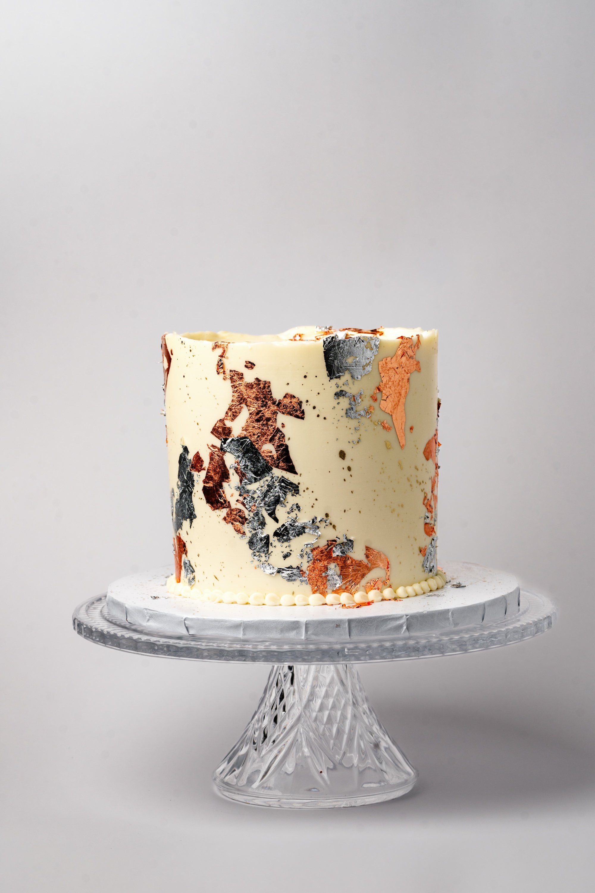 ECBG Cake Studio Custom Chicago Bakery Cakes Metallic Splatter 1.jpg