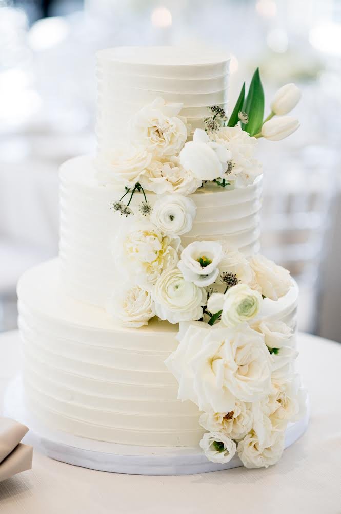 ECBG Cake Studio Custom Wedding Cake Chicago 81.JPG