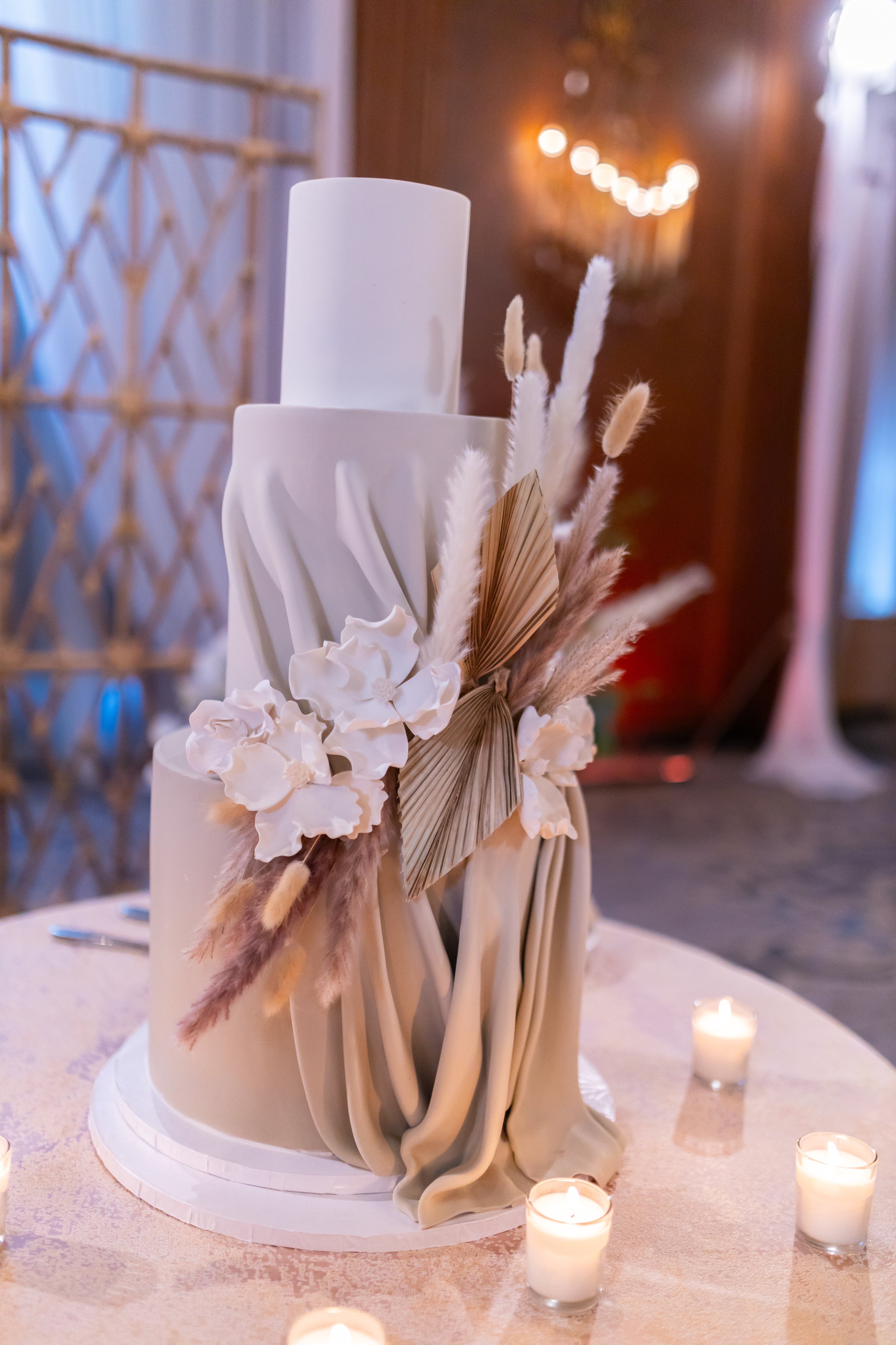 ECBG+Cake+Studio+Custom+Cakes+Chicago+Wedding+Gallery+Highlight 26.jpeg