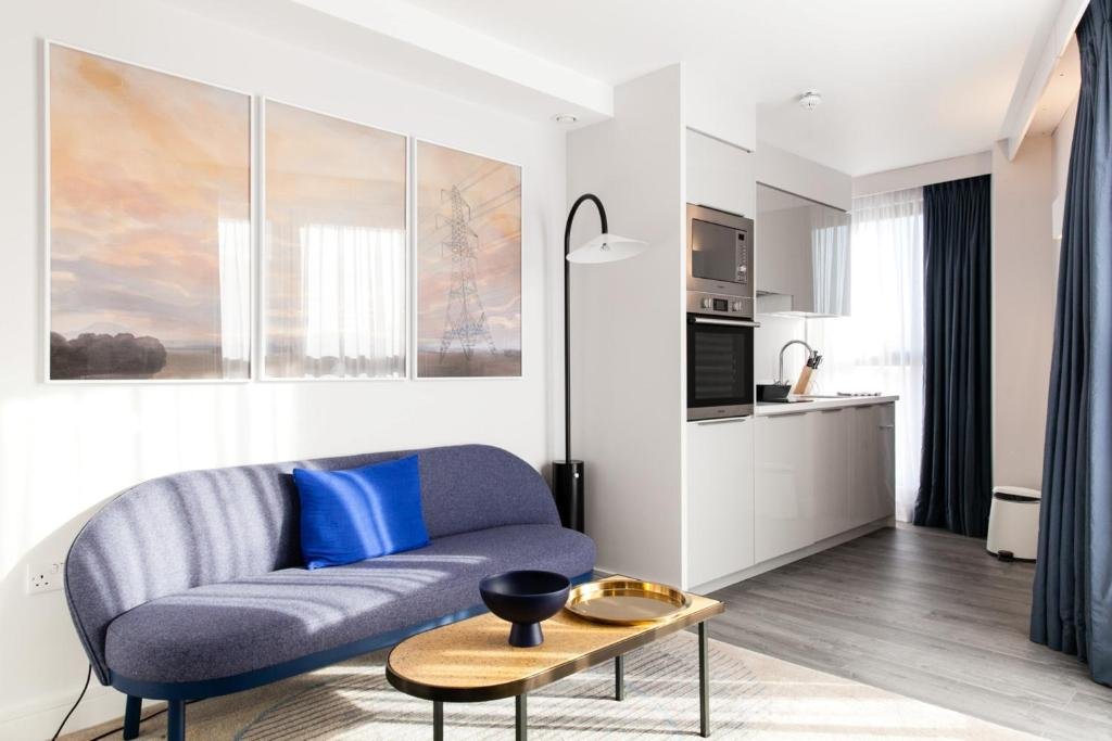 living area.jpg