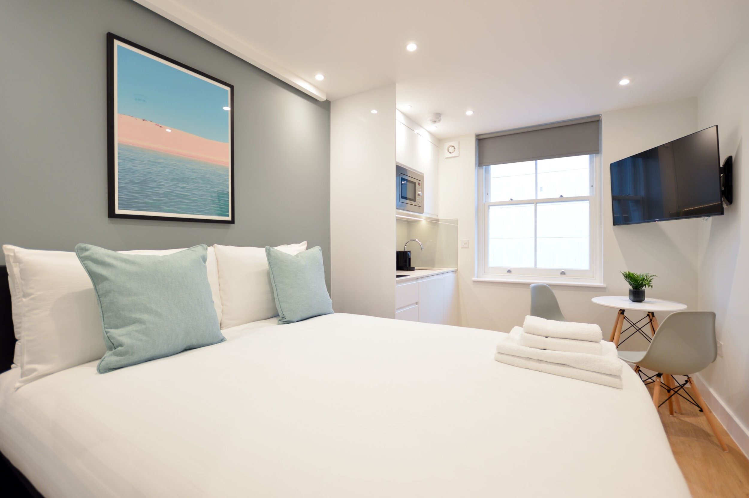 bedroom 3.jpg