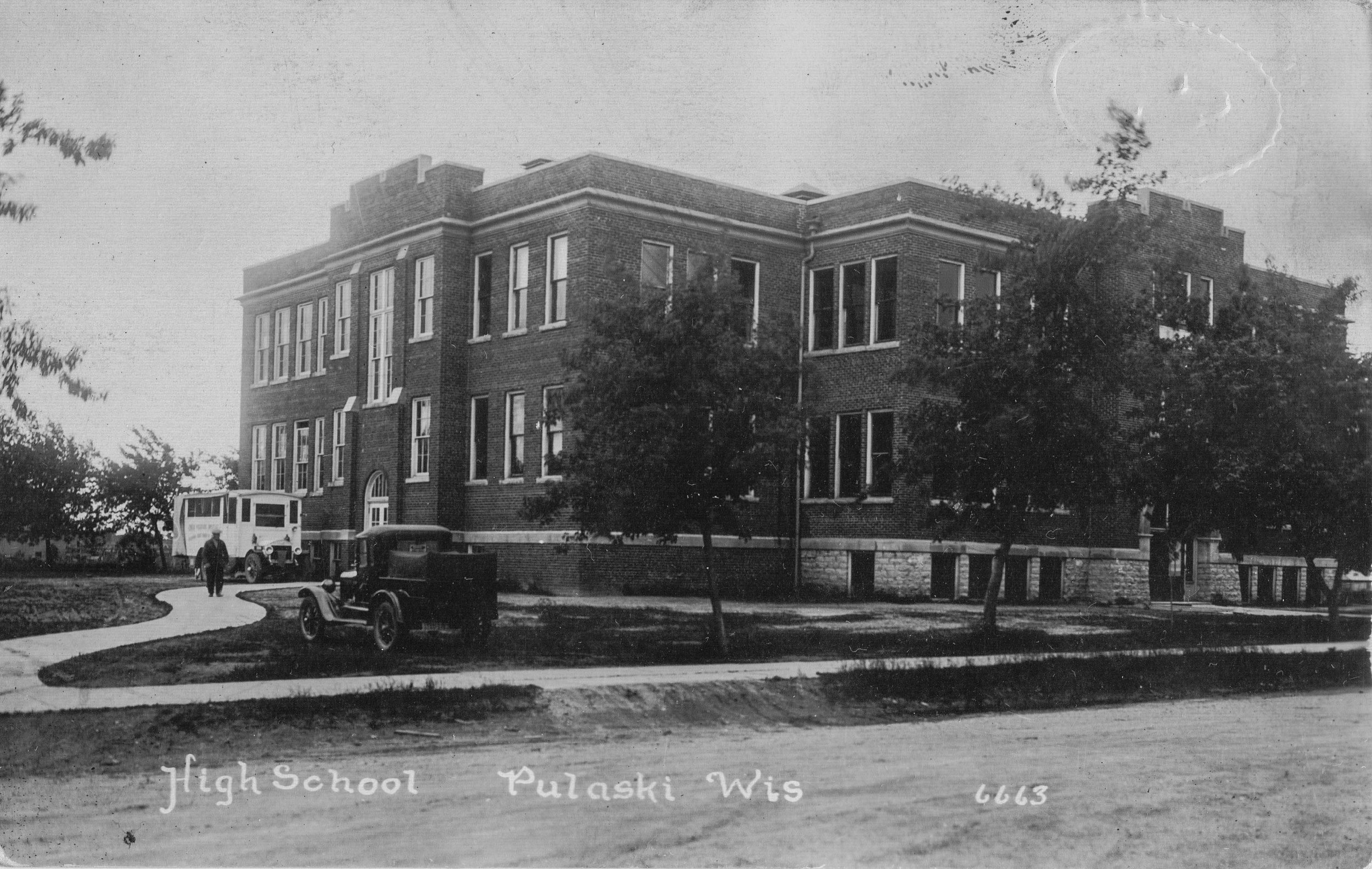 c1920 Pulaski HIgh.JPG