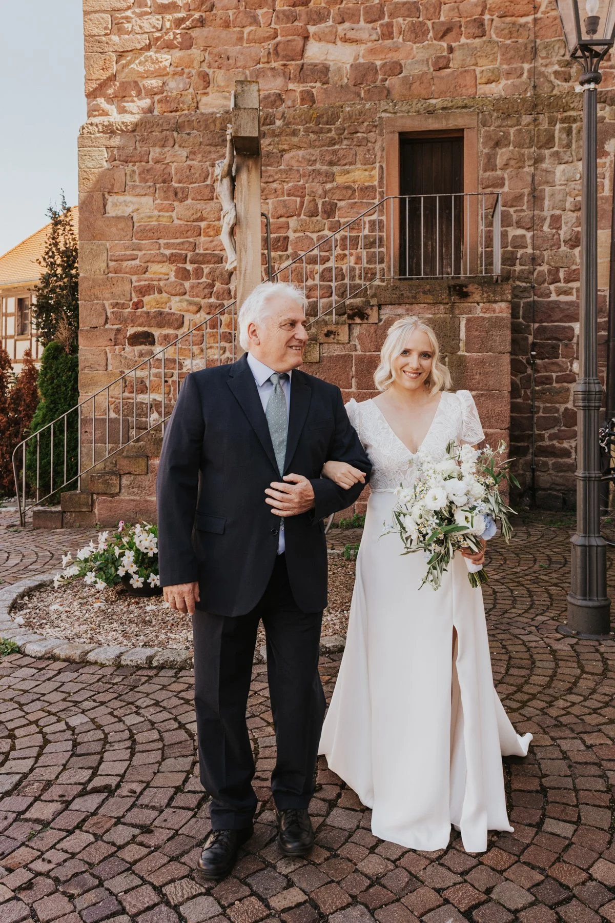 Brautvater und Braut