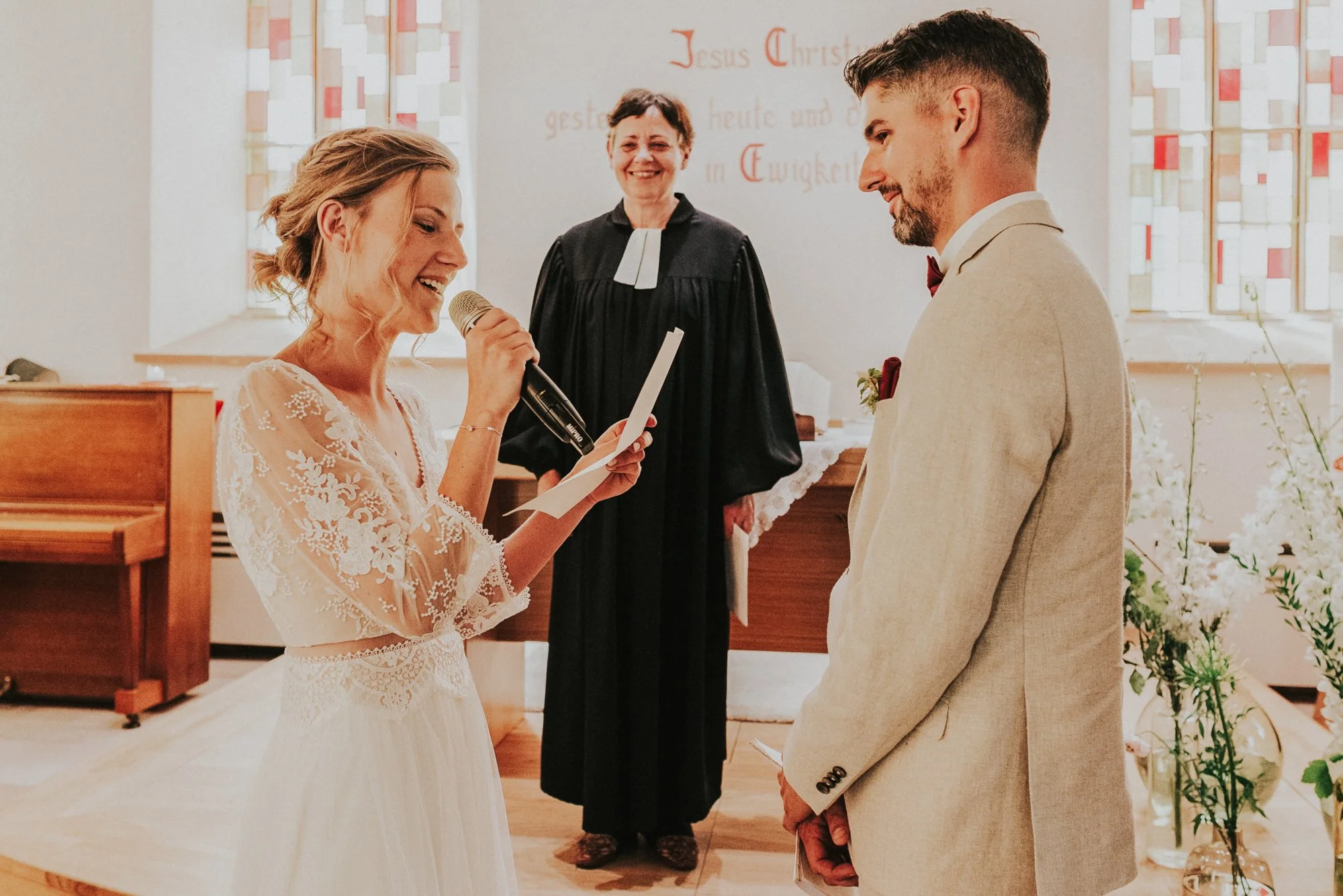 066_eheversprechen in der kirche-1.jpg