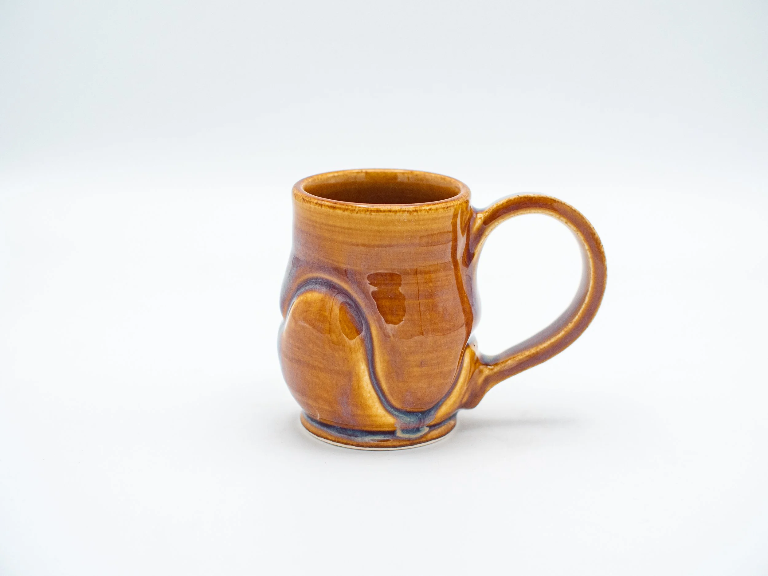 Small Wave Mug in Honey Amber