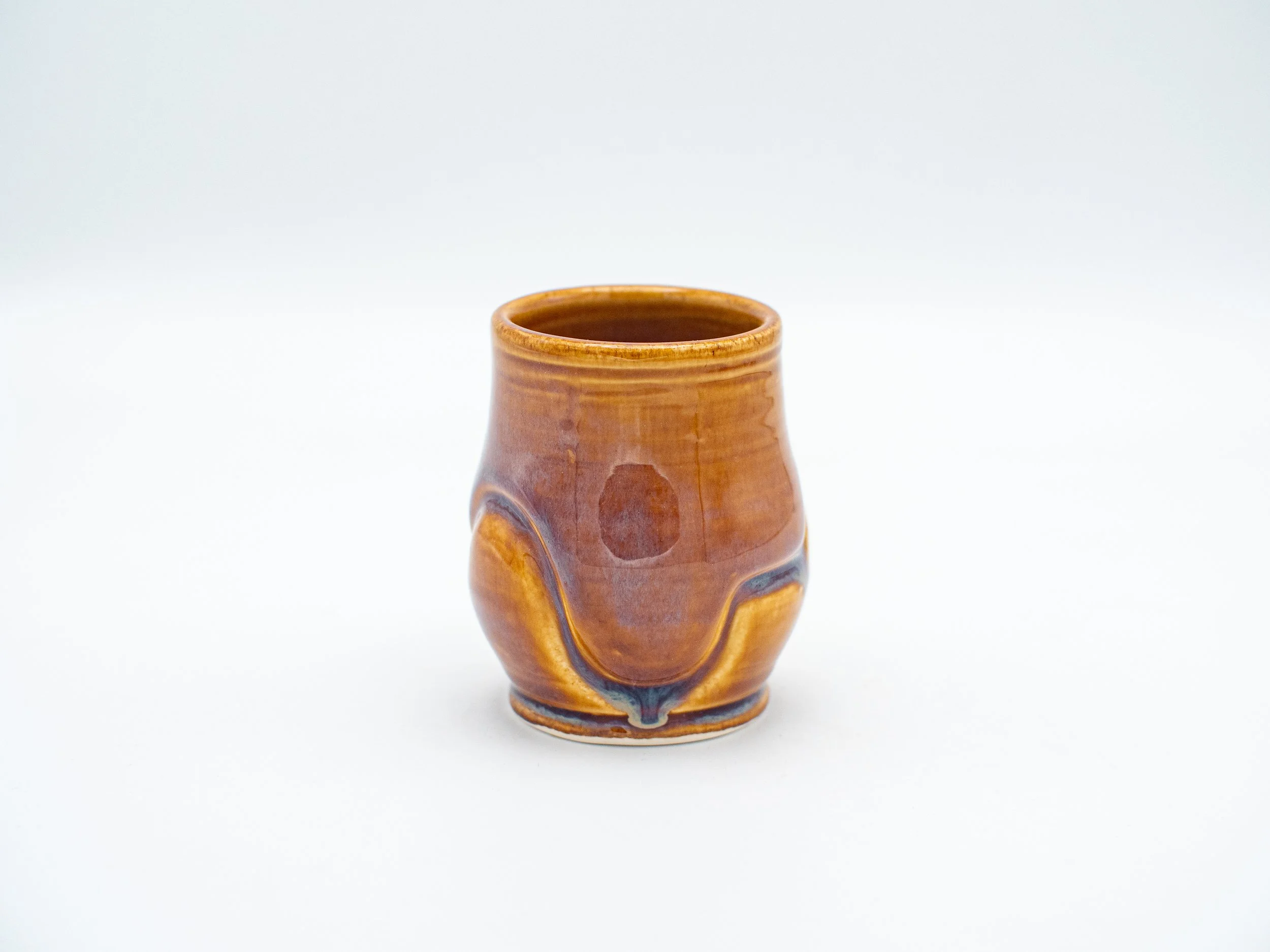 Small Wave Cup in Honey Amber