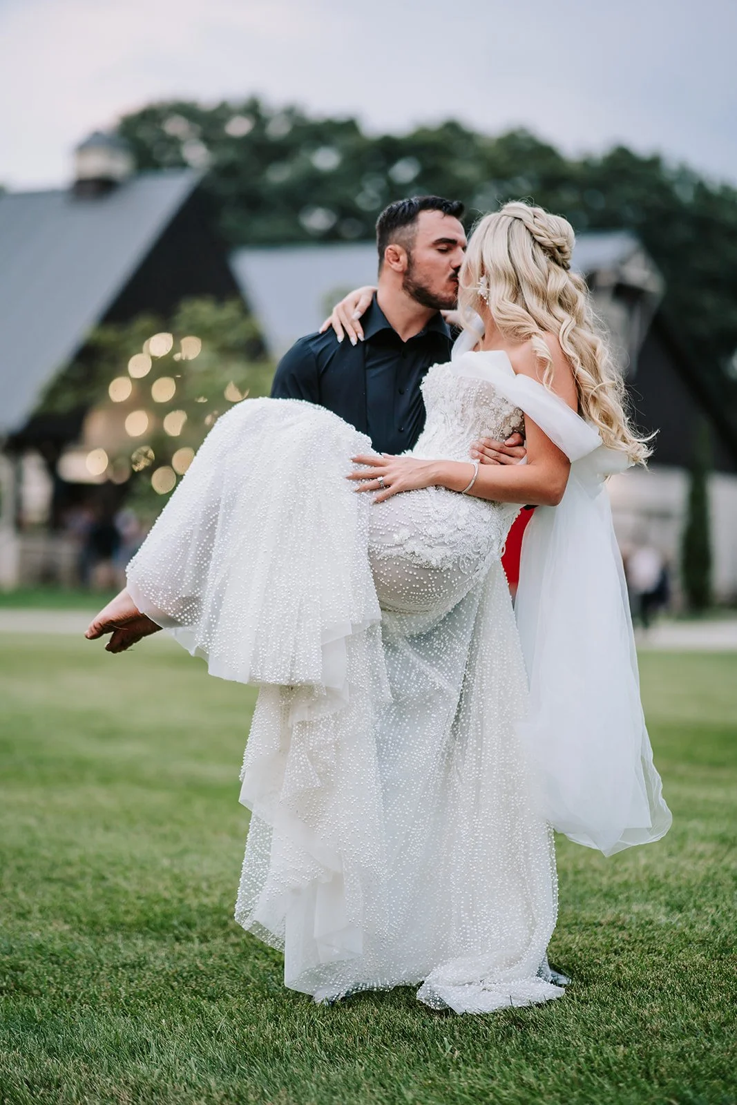 ✨Some wedding days feel especially meaningful. ✨

From a relaxed outdoor ceremony to timeless details and a celebration that flowed effortlessly into the night, this day was everything we love about hosting weddings at Twin Gables Event Center. 🤍

I