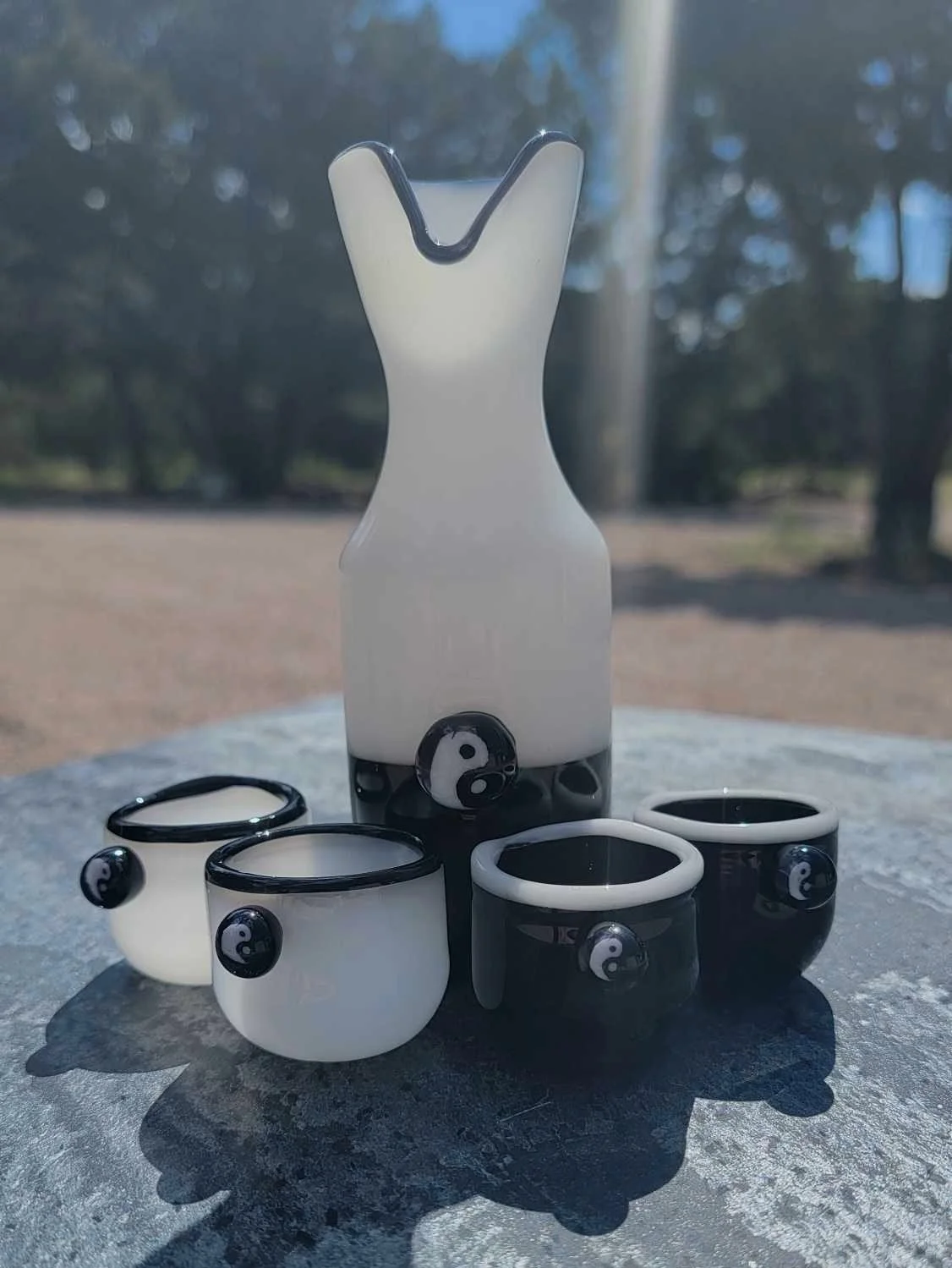 Ying Yang Saki Set.jpg