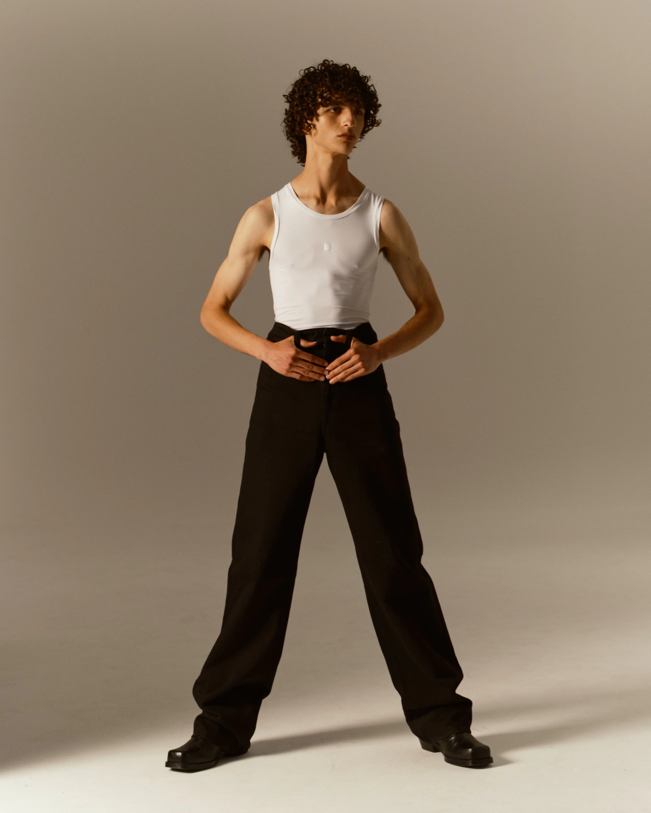 STRAY MGMT LUCIUS BATHER29907.jpg