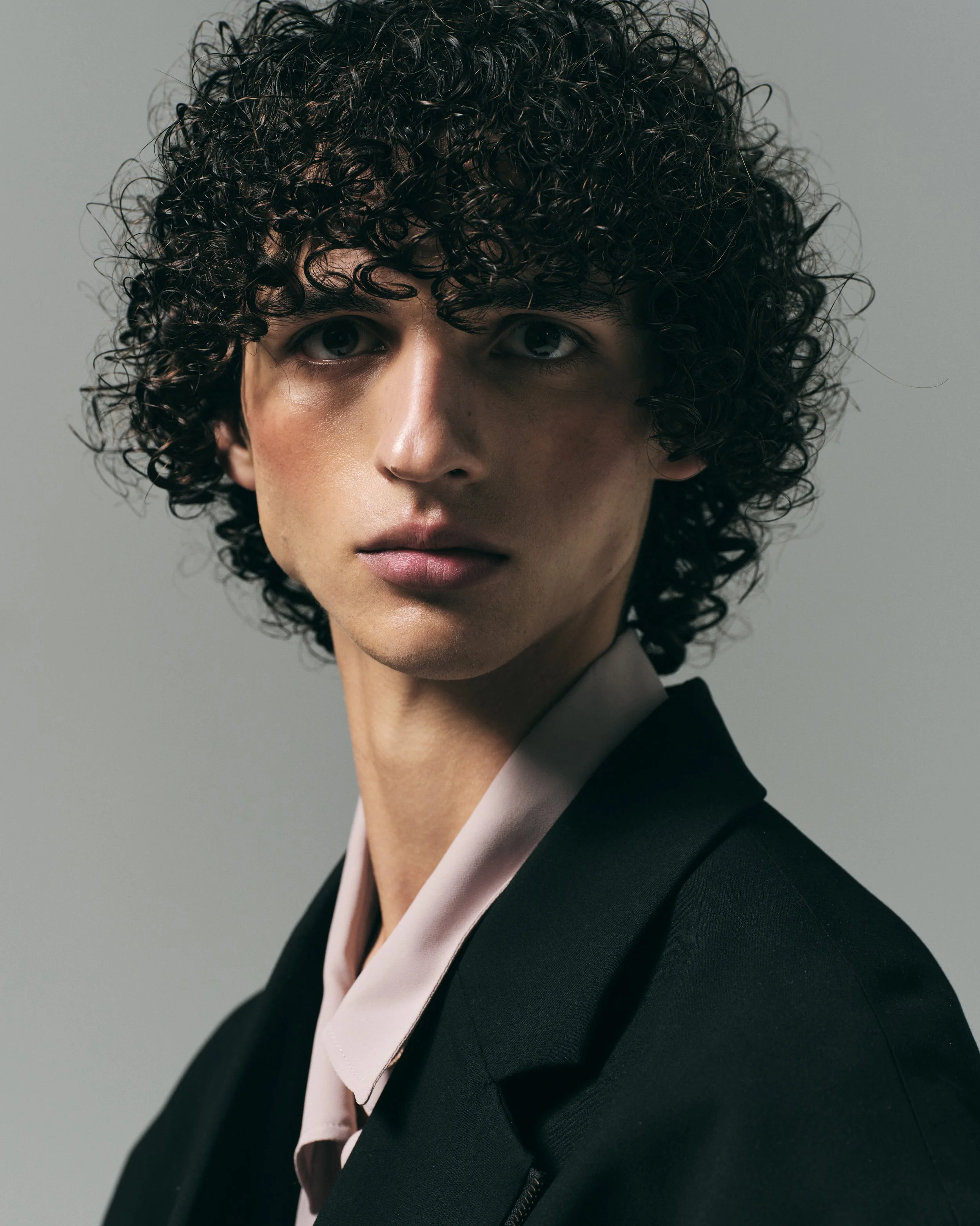 STRAY MGMT LUCIUS BATHER30216.jpg