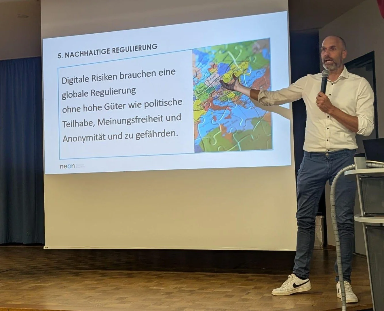 Medien1.jpg