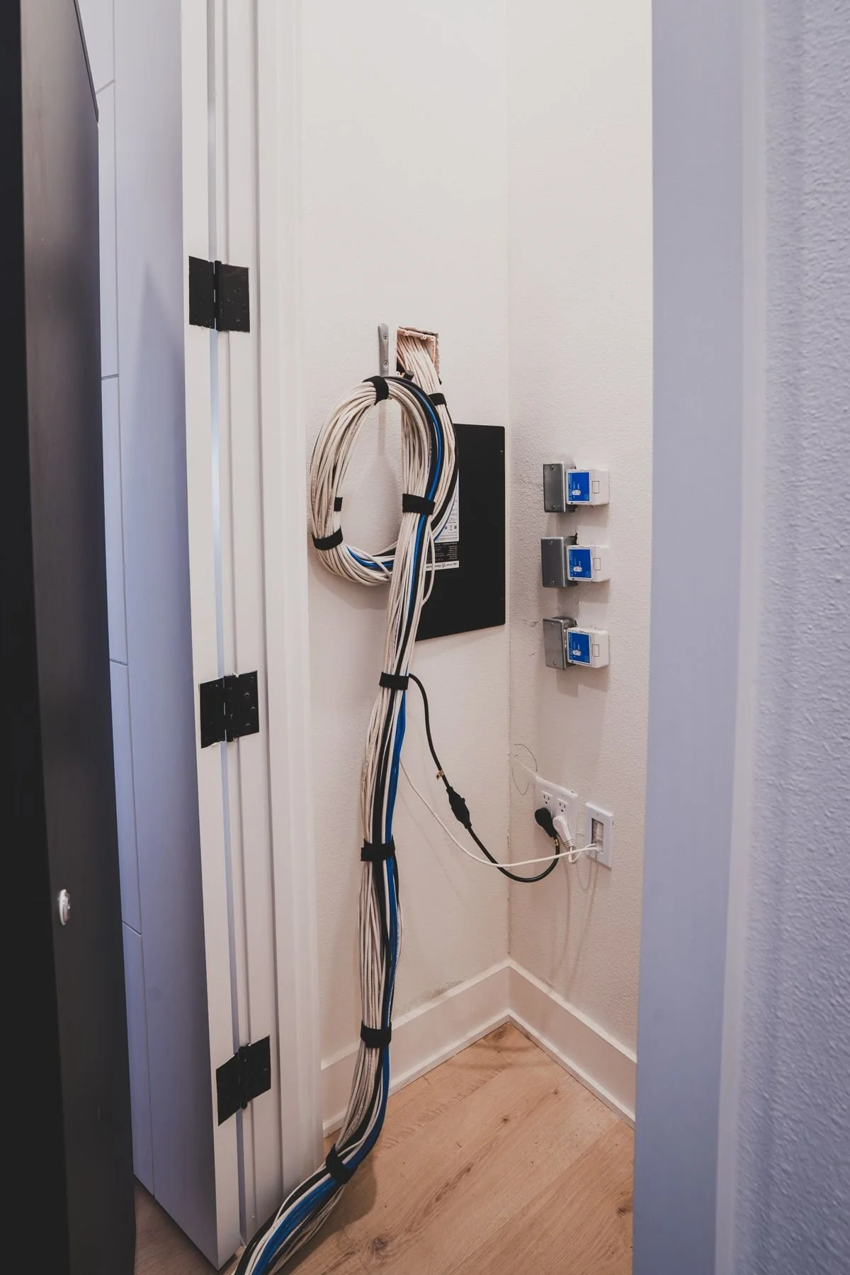 Wiring niche with labeled network and control cabling