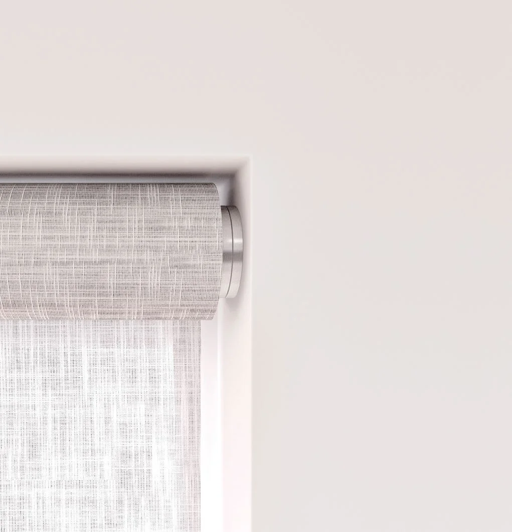 Palladiom shade fabric and bracket
