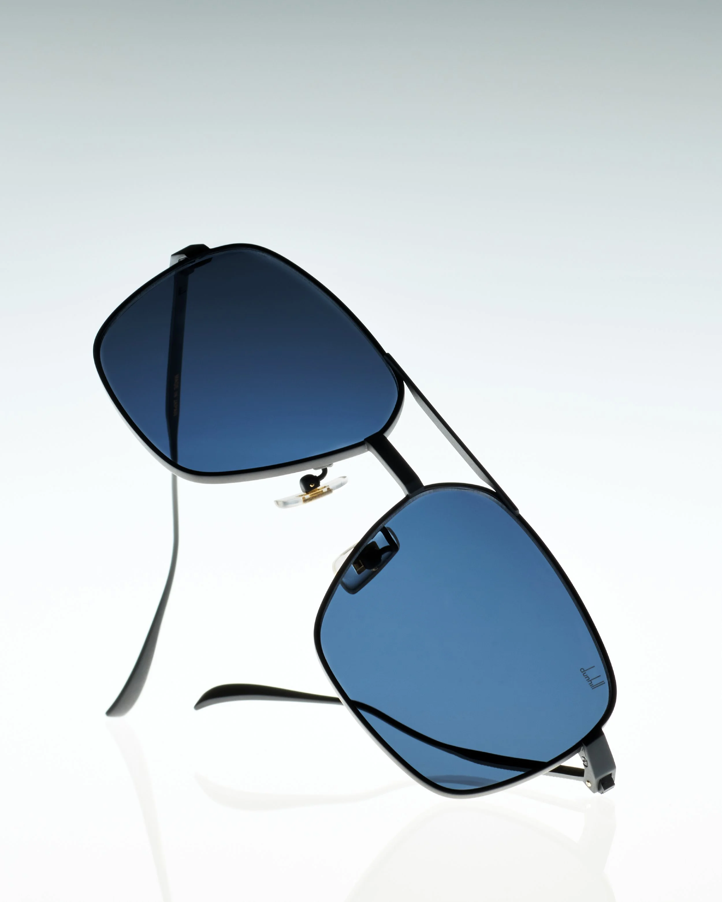 DUNHILL_SS21 SUNGLASS_STILL LIFE_CROP_300dpi14.jpg