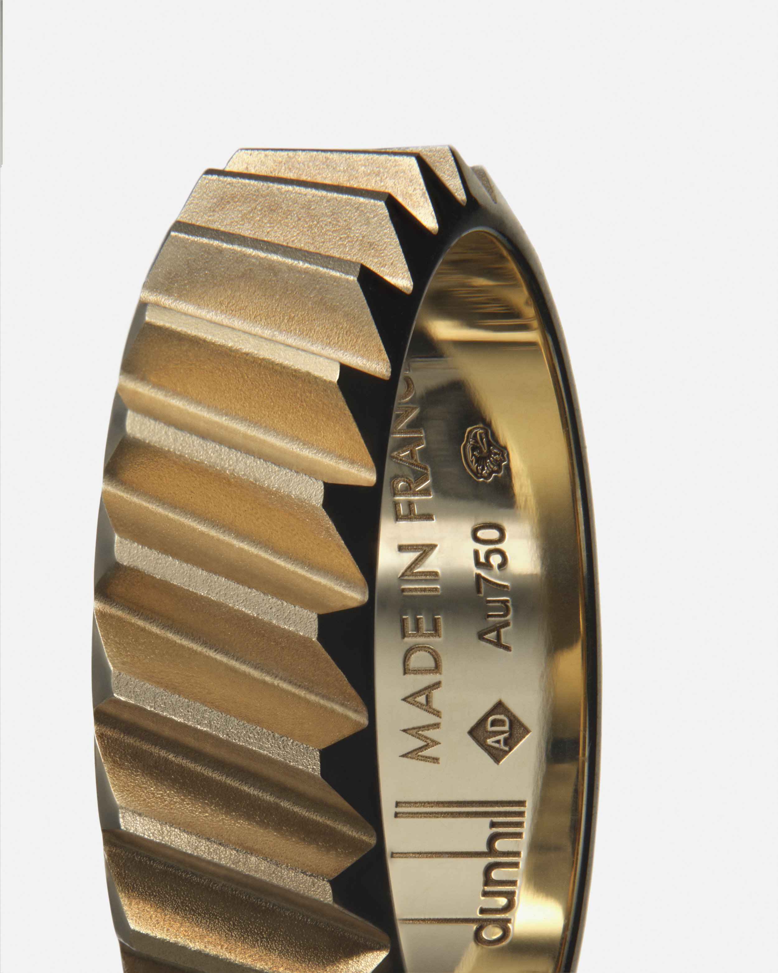 DUNHILL DETAILS