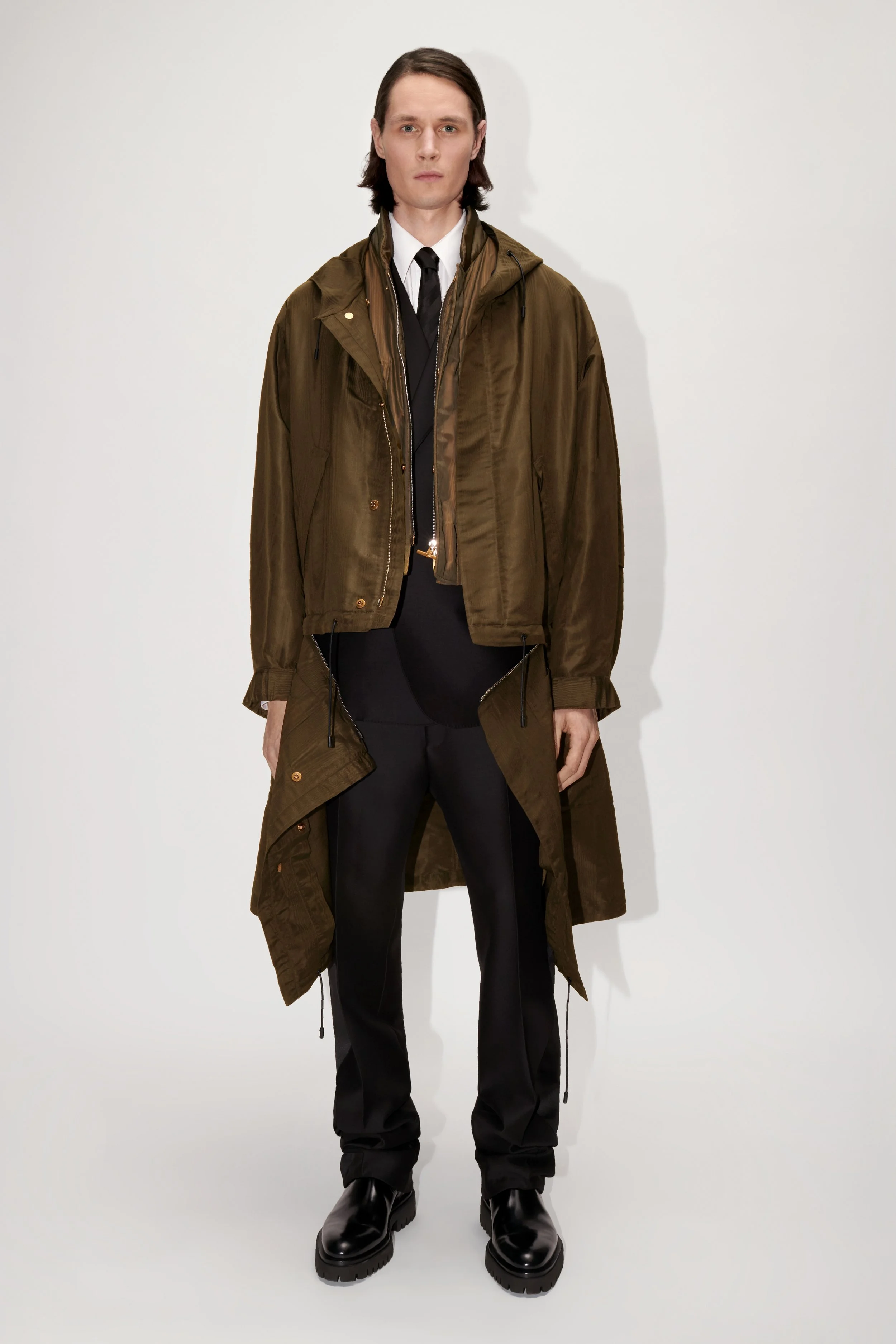 DUNHILL_AW22_LOOK25_2732x4098px.jpg