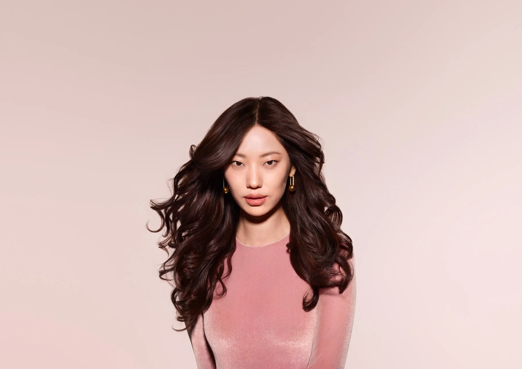 HS09_HAIR_034-RGB-Type1-LongCurls-A0_TINT.jpeg