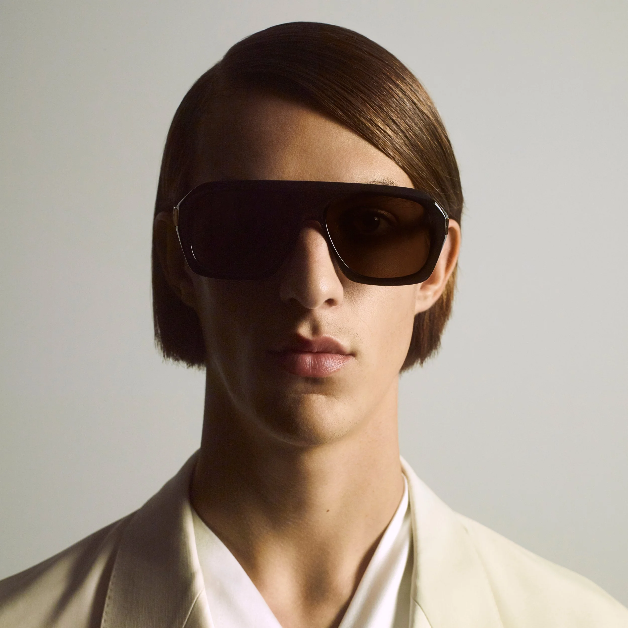 DUNHILL_SS21 EYEWEAR_MODEL IMAGES_CROPS_300dpi5.jpg