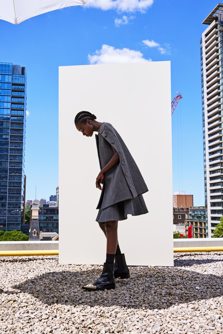 FINAL_22-06-23_LB9-5OnFig_BM_W_JilSanderCape_390_V2.jpg