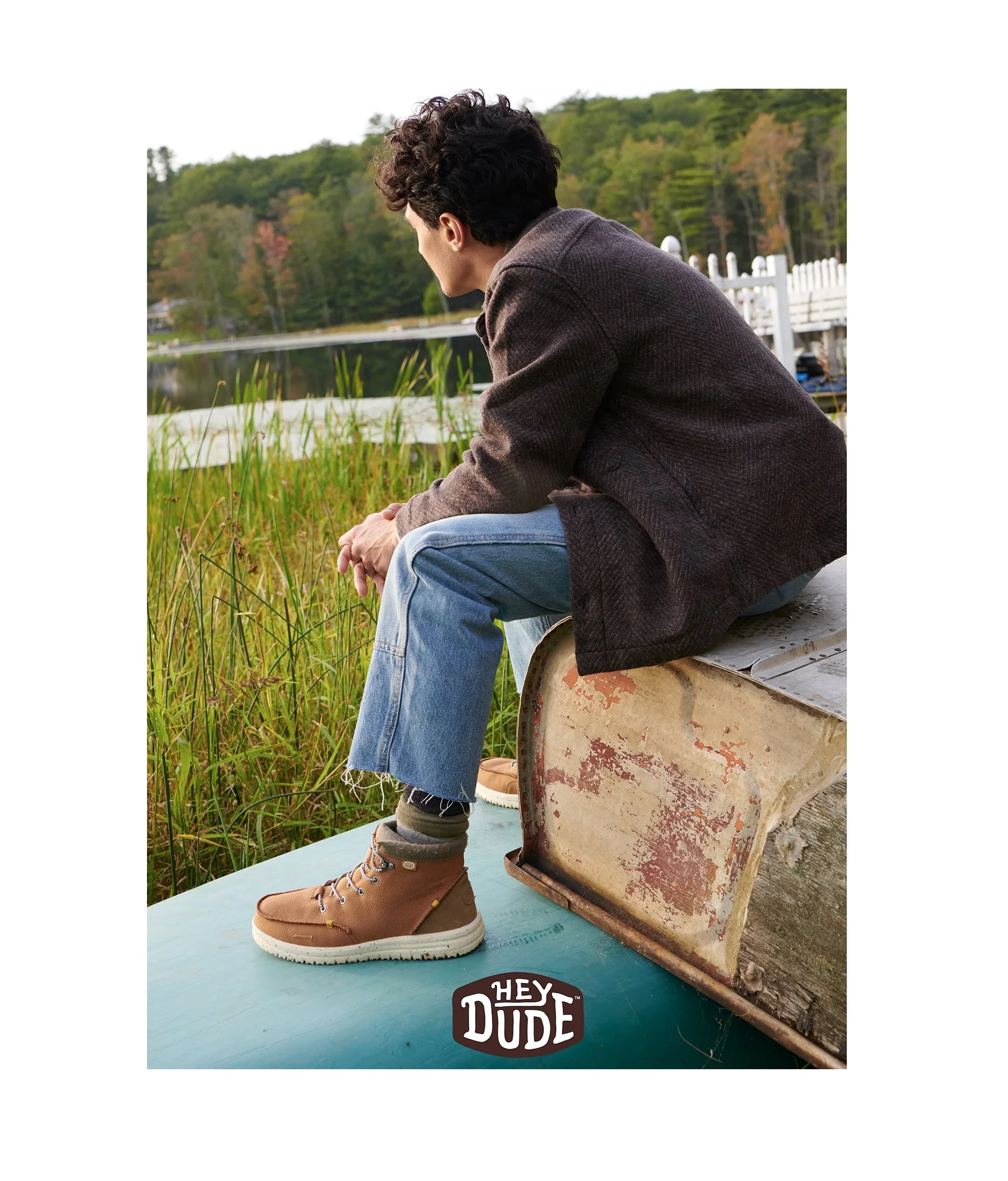 heydude_border.webp