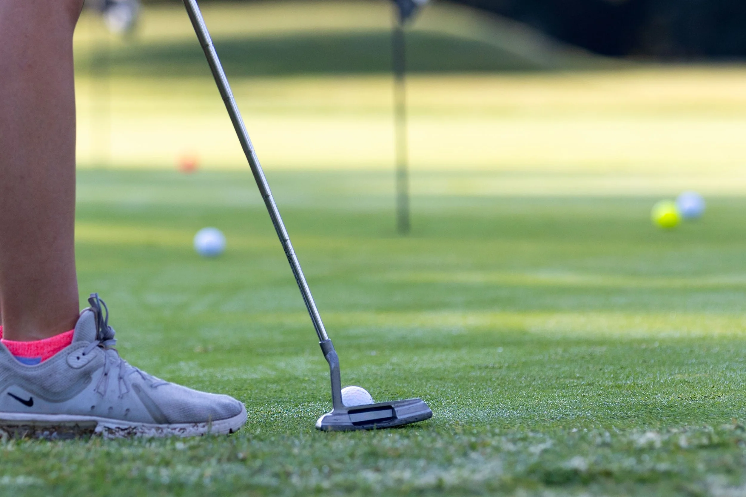 Warming up on the practice green at FCCC