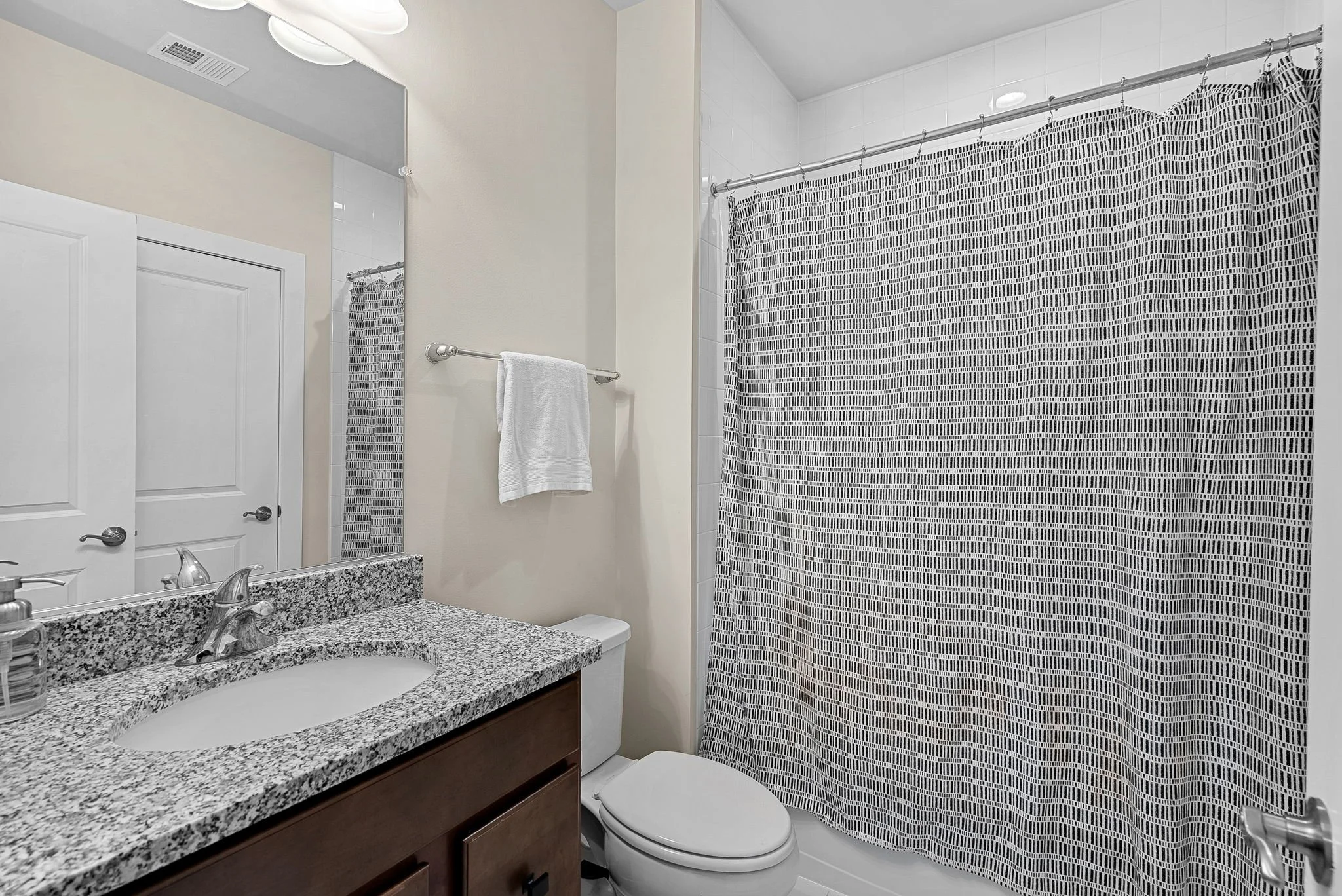77-web-or-mls-DSC05181.jpg