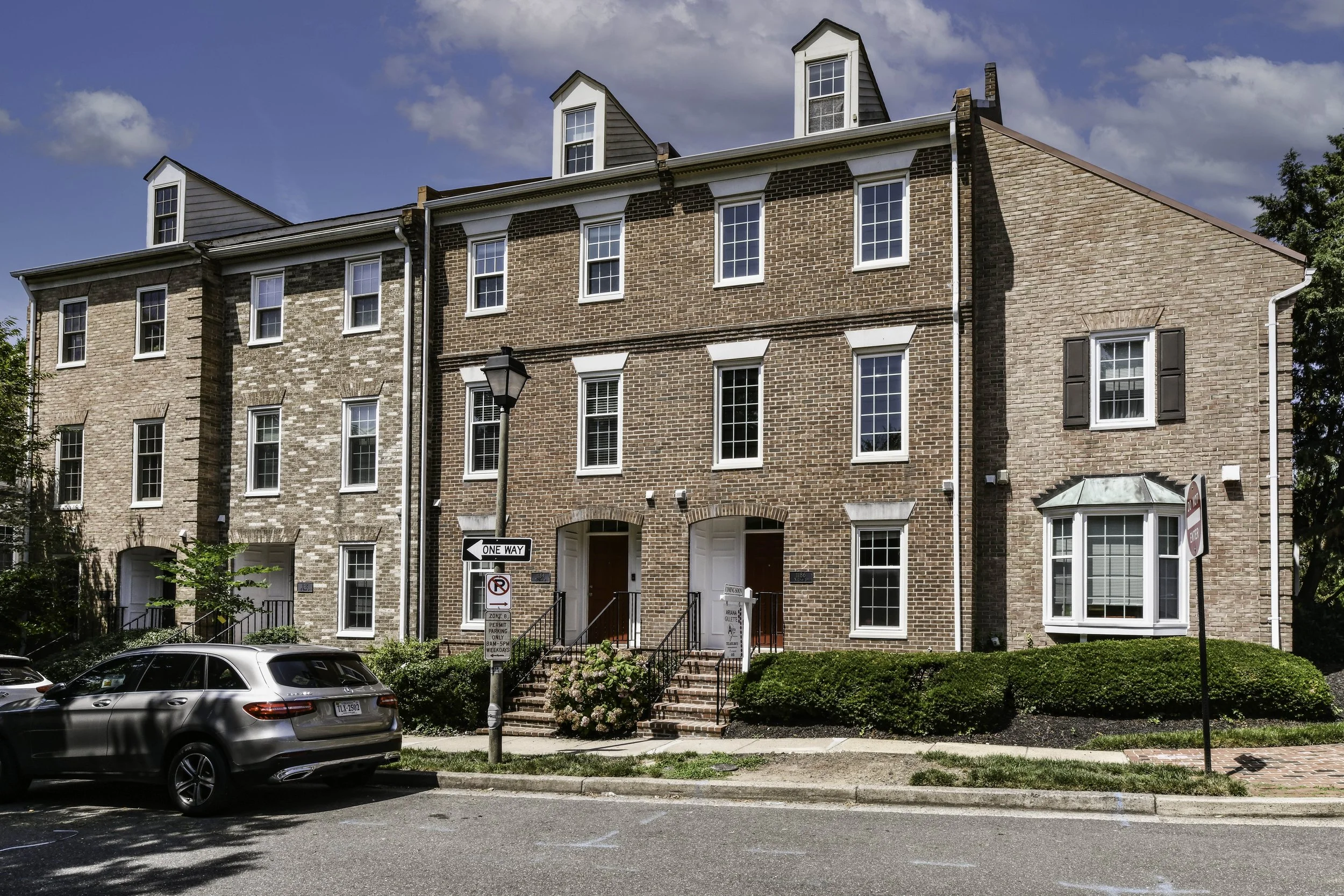 For Sale - 1186 N Utah Street Arlington, VA 22201