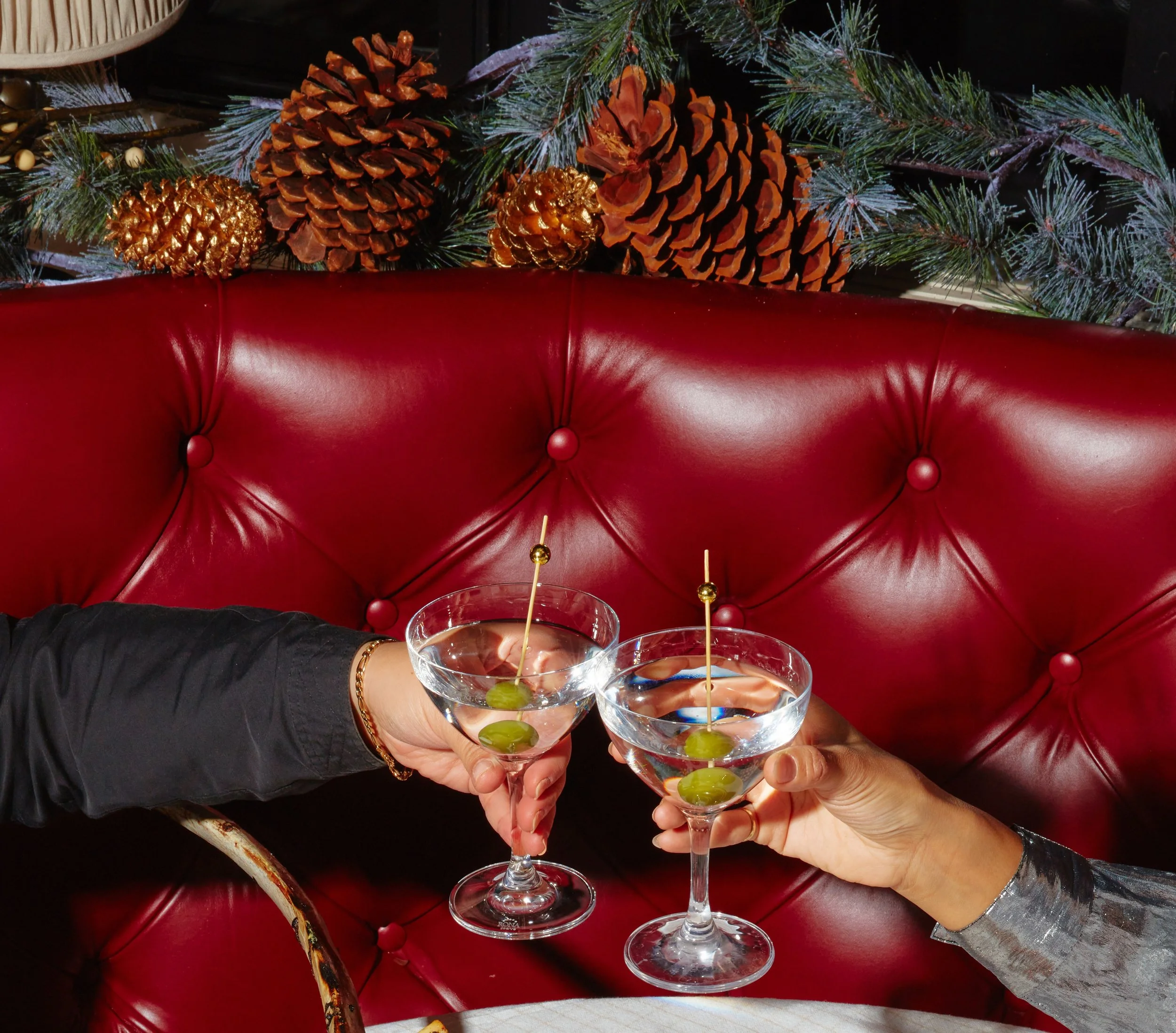 SHL_2023_EmmaFishman_XMAS_03 copy.jpg